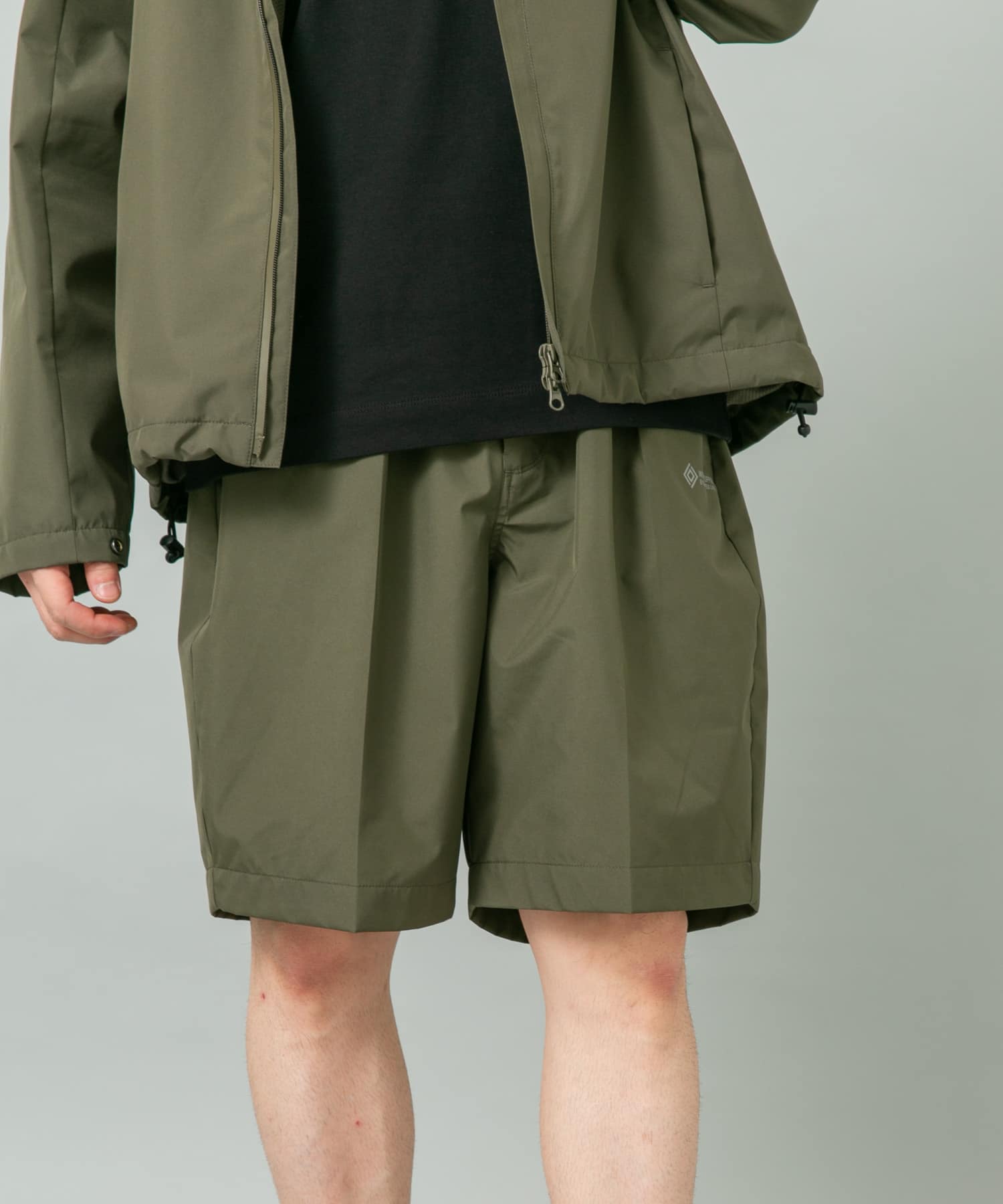 KHAKI