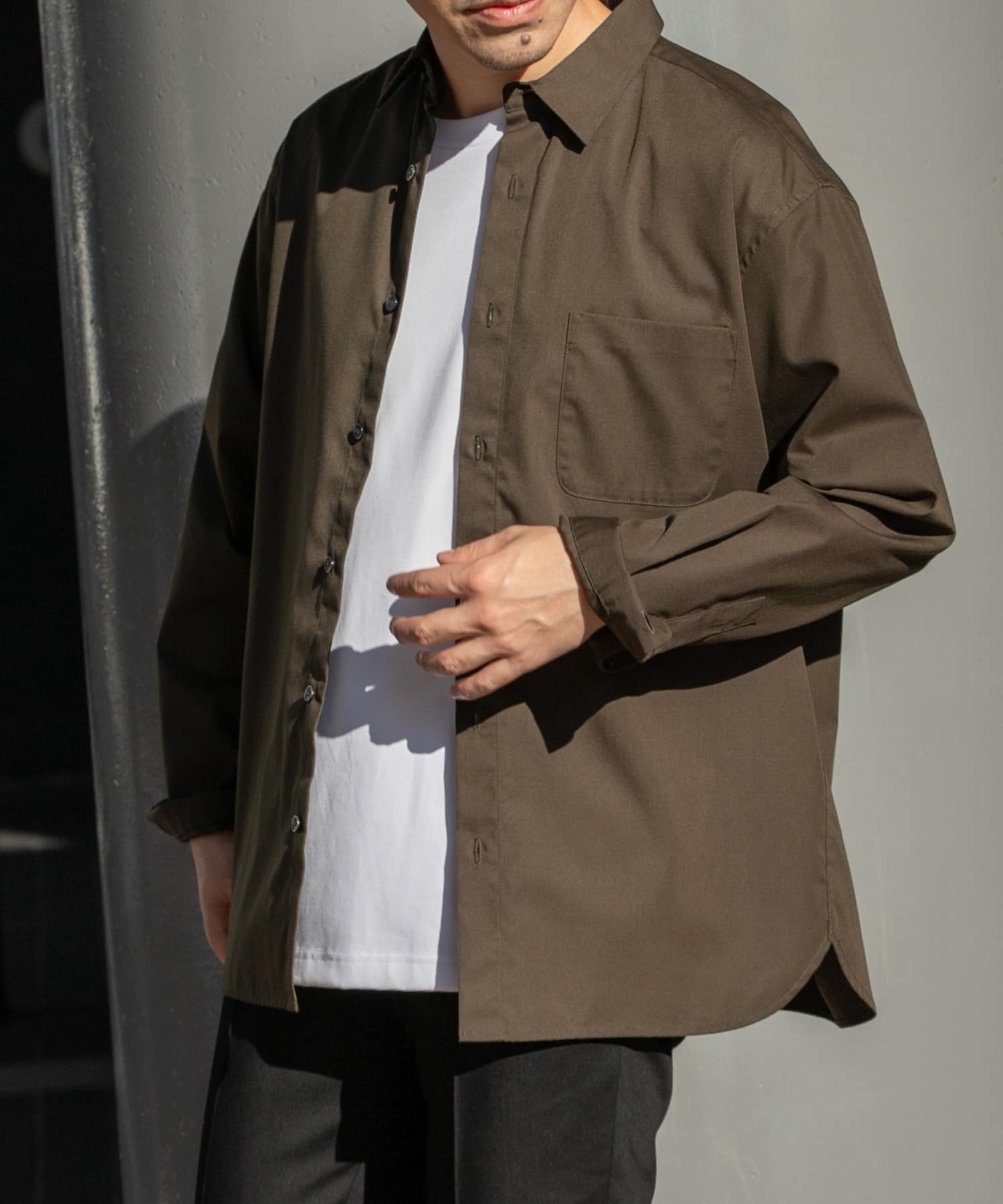 KHAKI