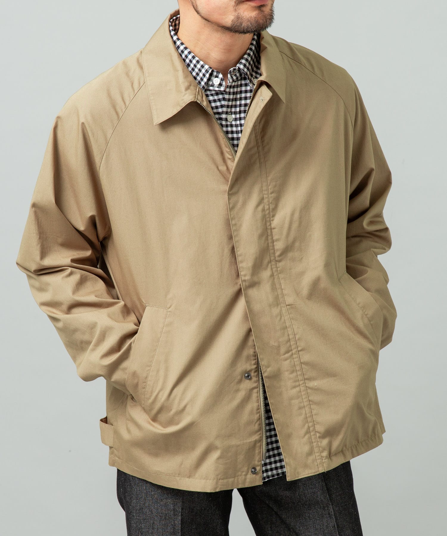 KHAKI