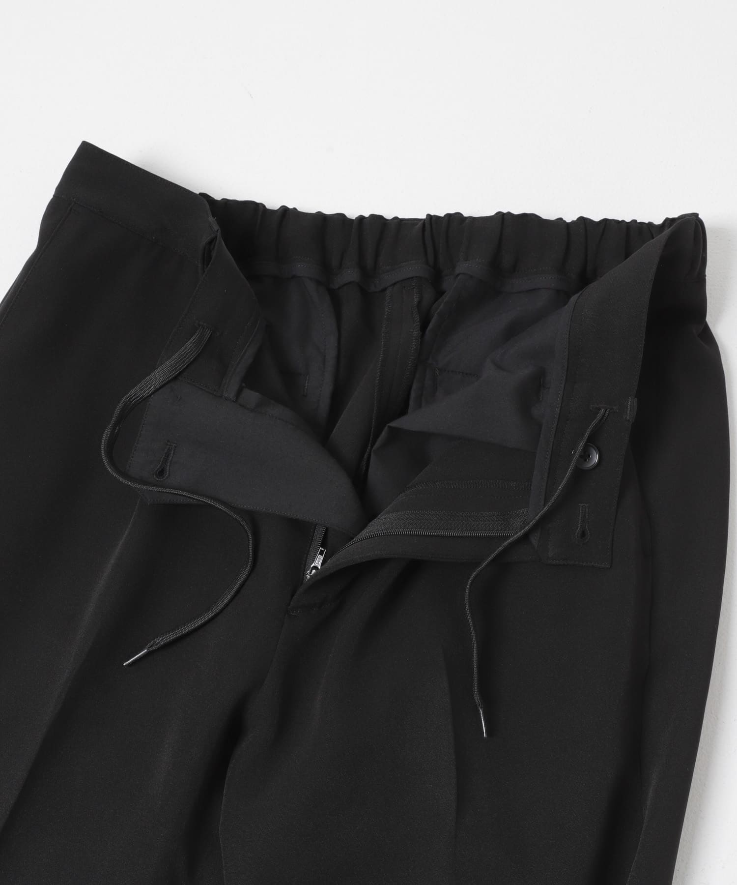 『WEB限定』『イージーケア』ハイパフォーマンス快適セットアップ BLACK S