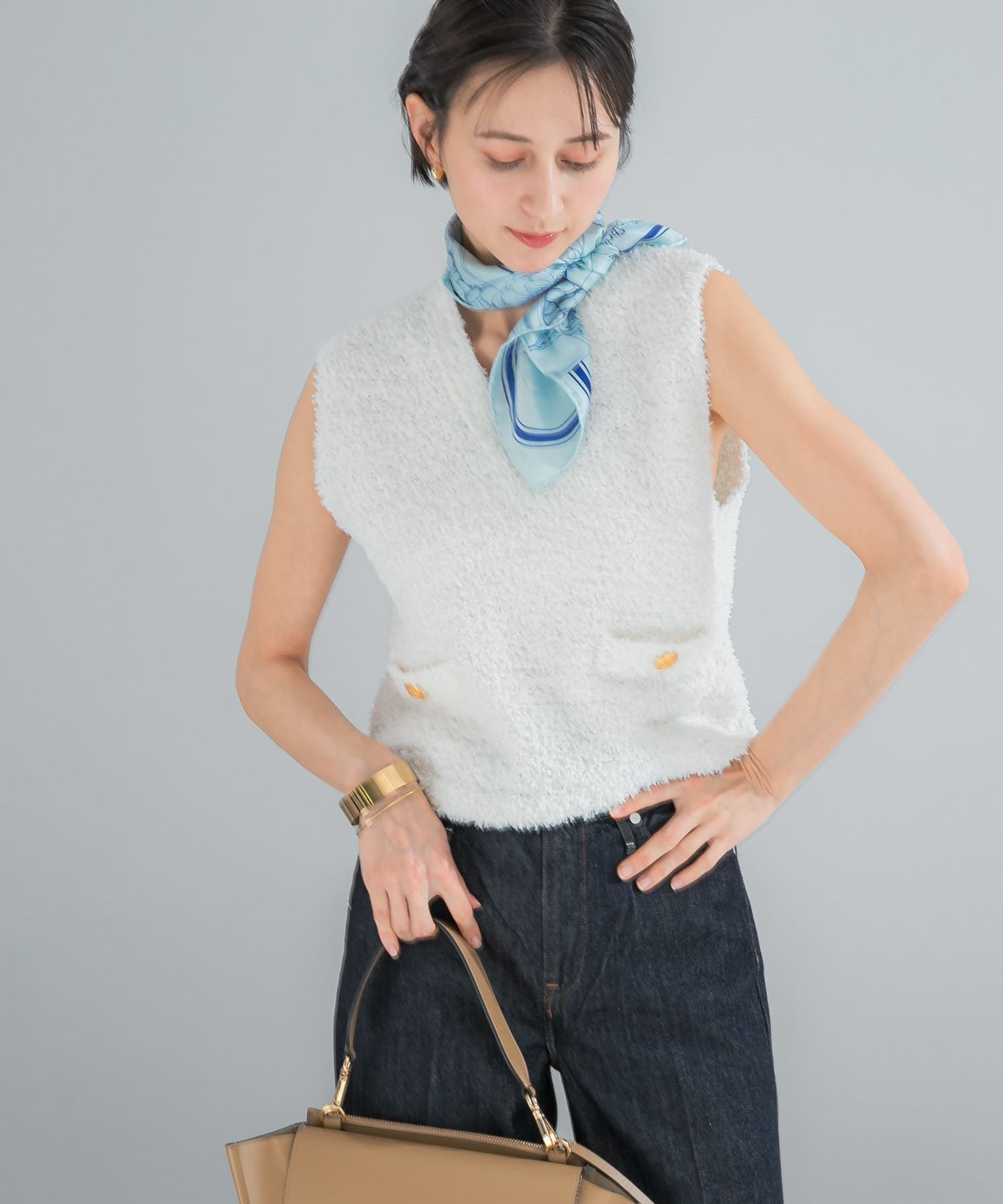 ニットツイードVネックベスト