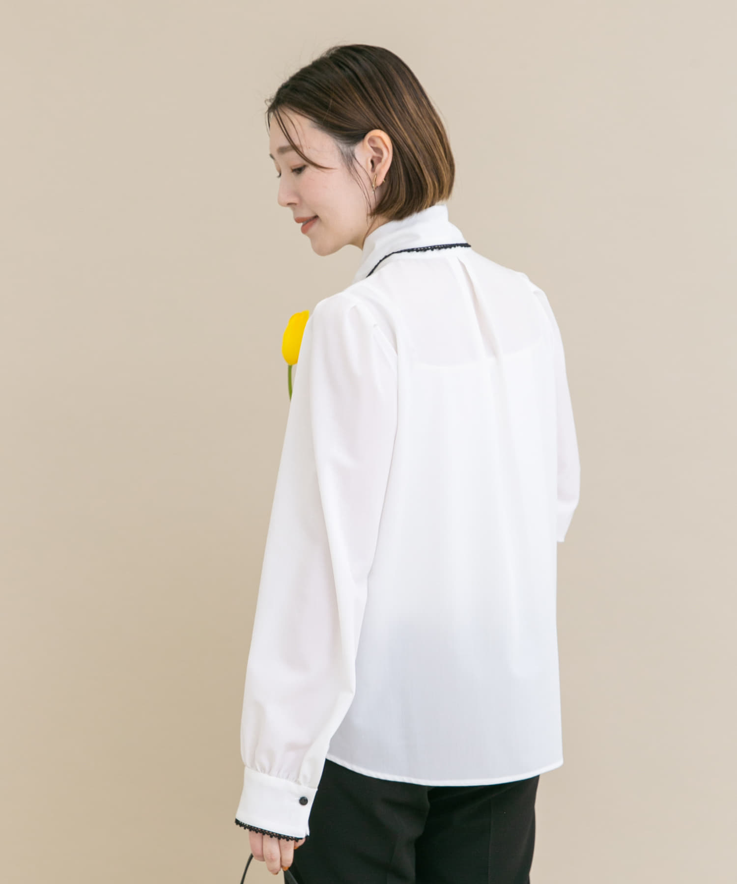 OFFWHITE