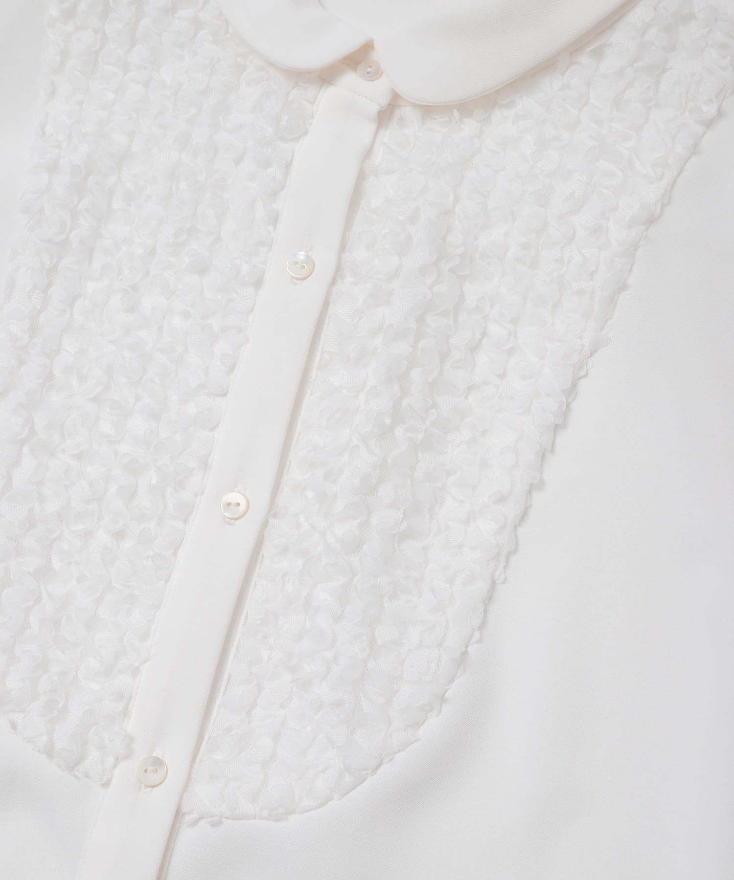 『WEB/一部店舗限定』フロントレース切替ブラウス OFF Free