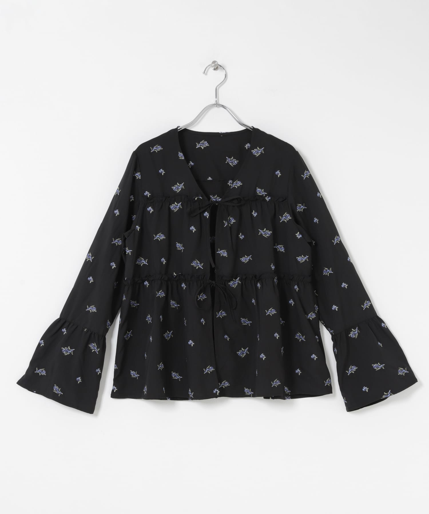 フラワー刺繍ギャザーブラウス