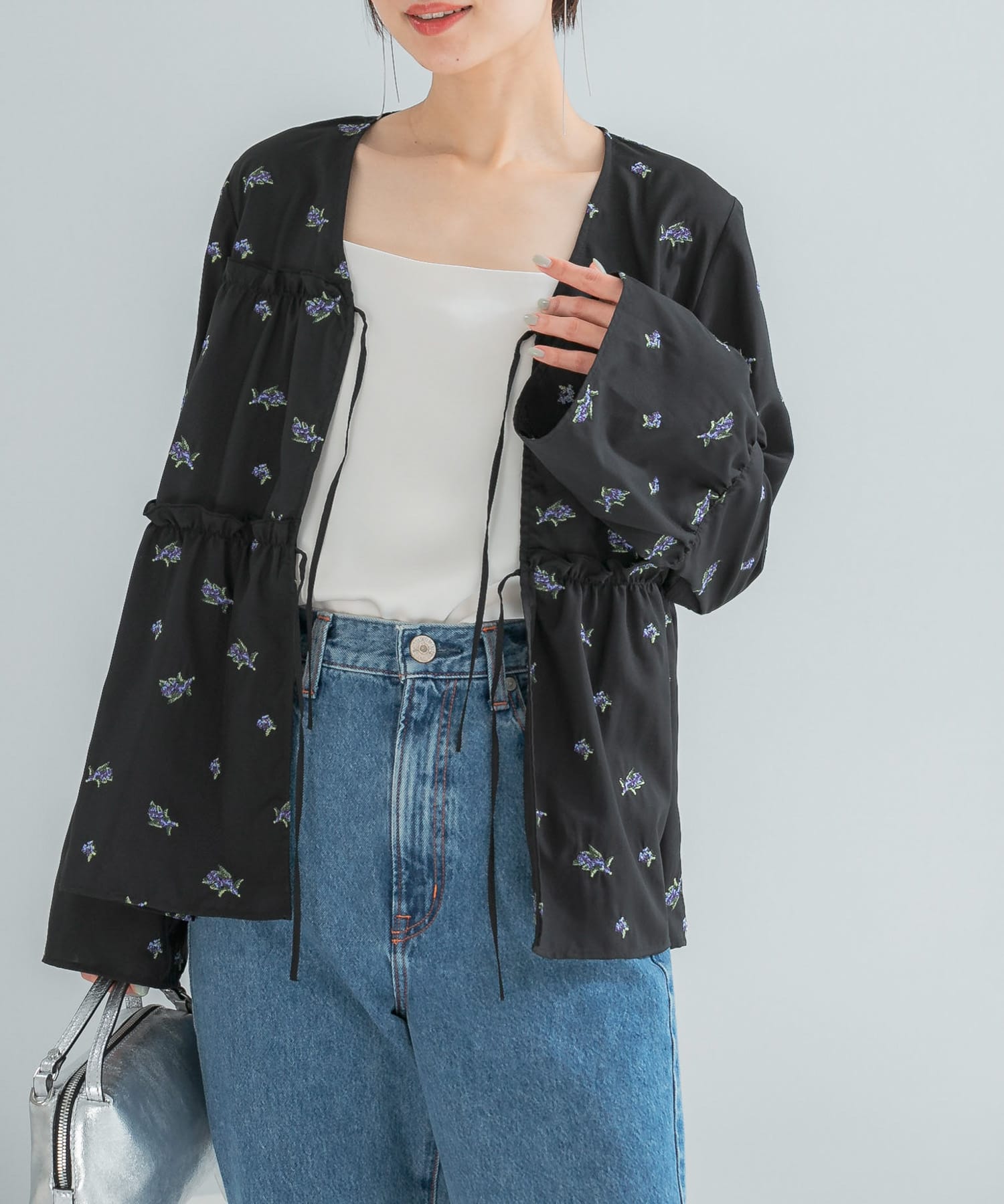 フラワー刺繍ギャザーブラウス(Free BLACK): トップス｜URBAN RESEARCH