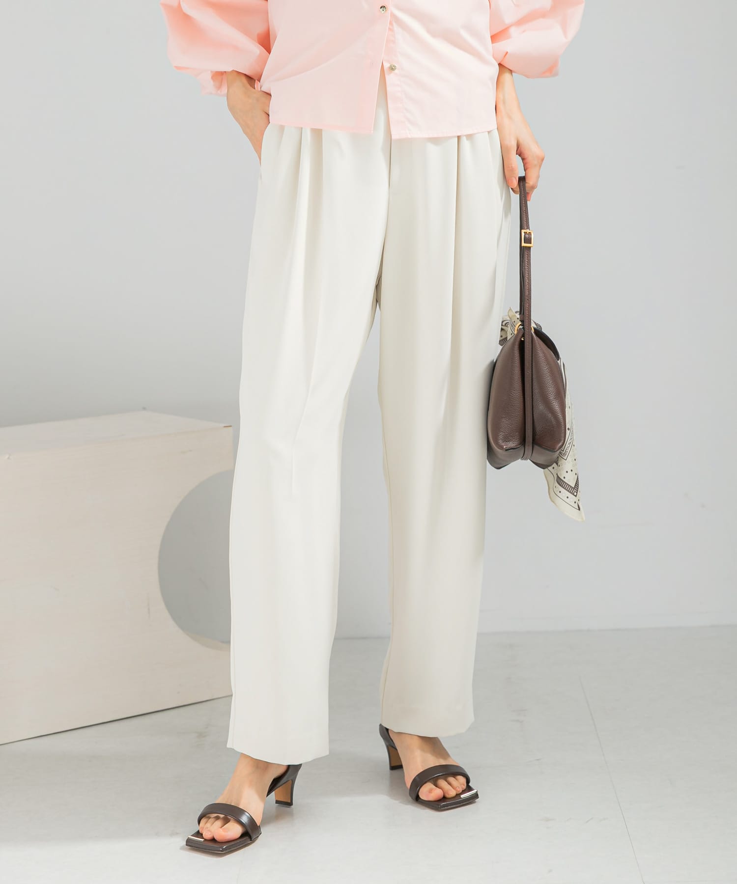 ジョーゼットタックテーパードパンツ(36 OFF): ボトム｜URBAN RESEARCH