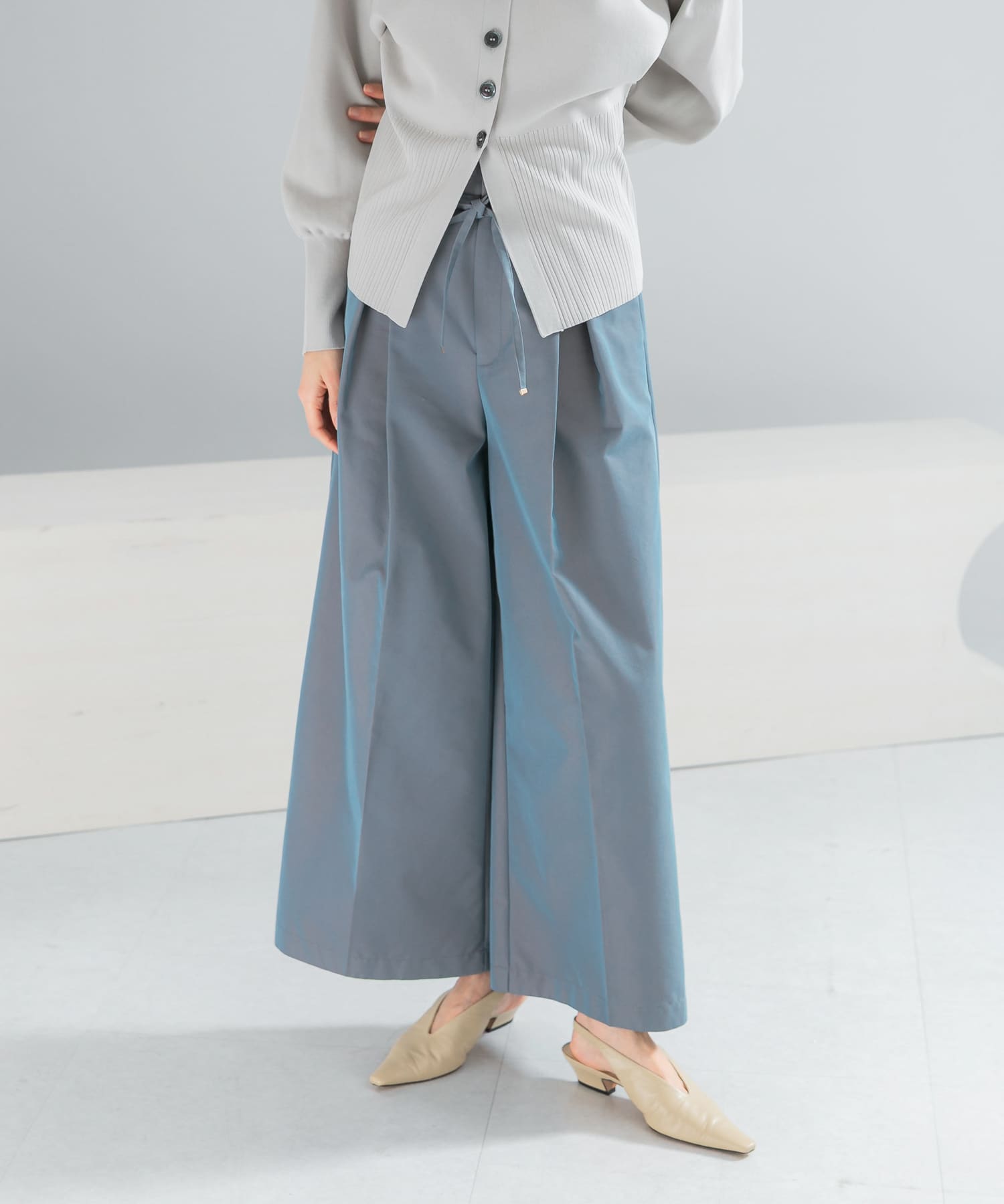 身長：168cm サイズ：38