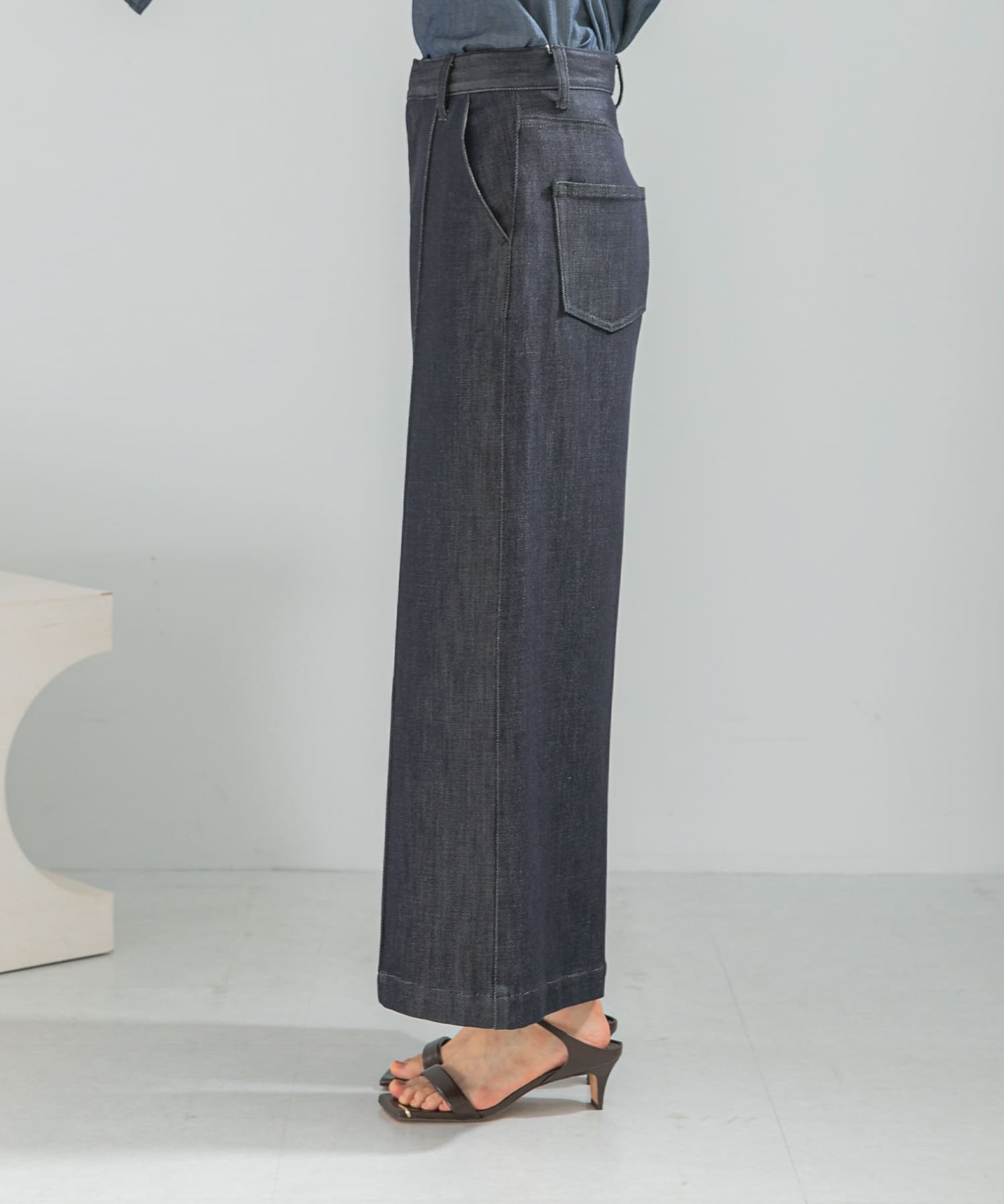 ピンタックストレッチワイドデニムパンツ INDIGO 36