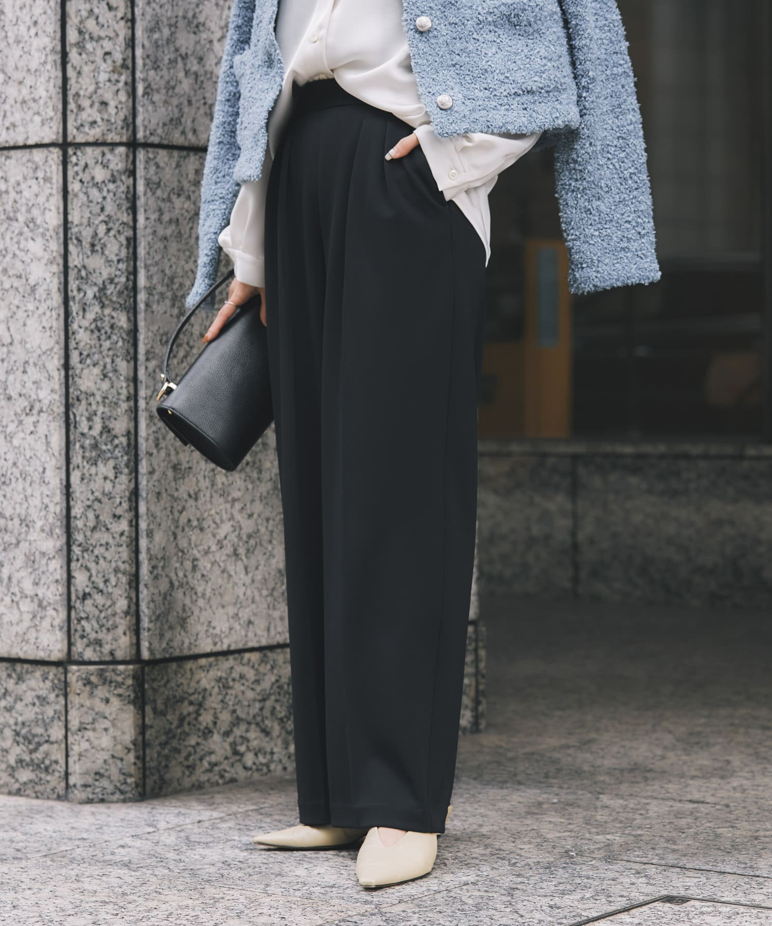 ストレッチツイルタックストレートパンツ