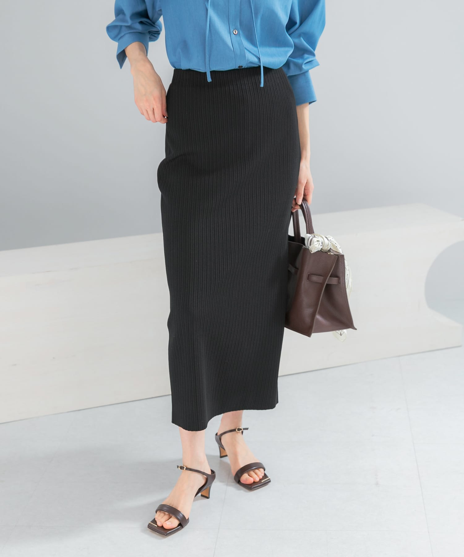 リブタイトストレートスカート