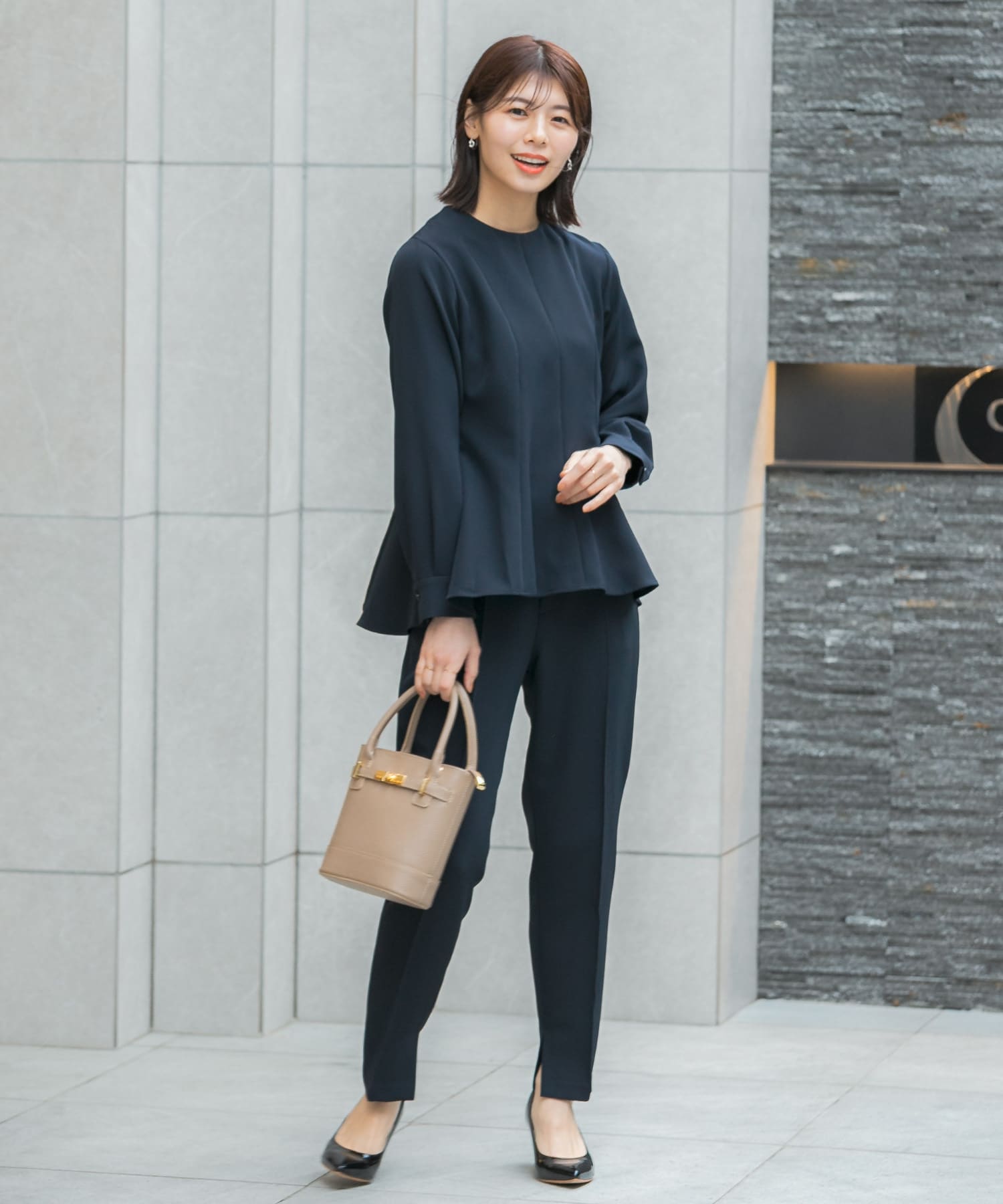 身長：166cm サイズ：38