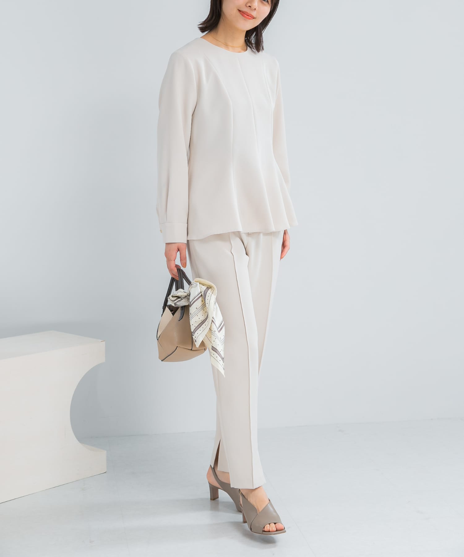 身長：166cm サイズ：38