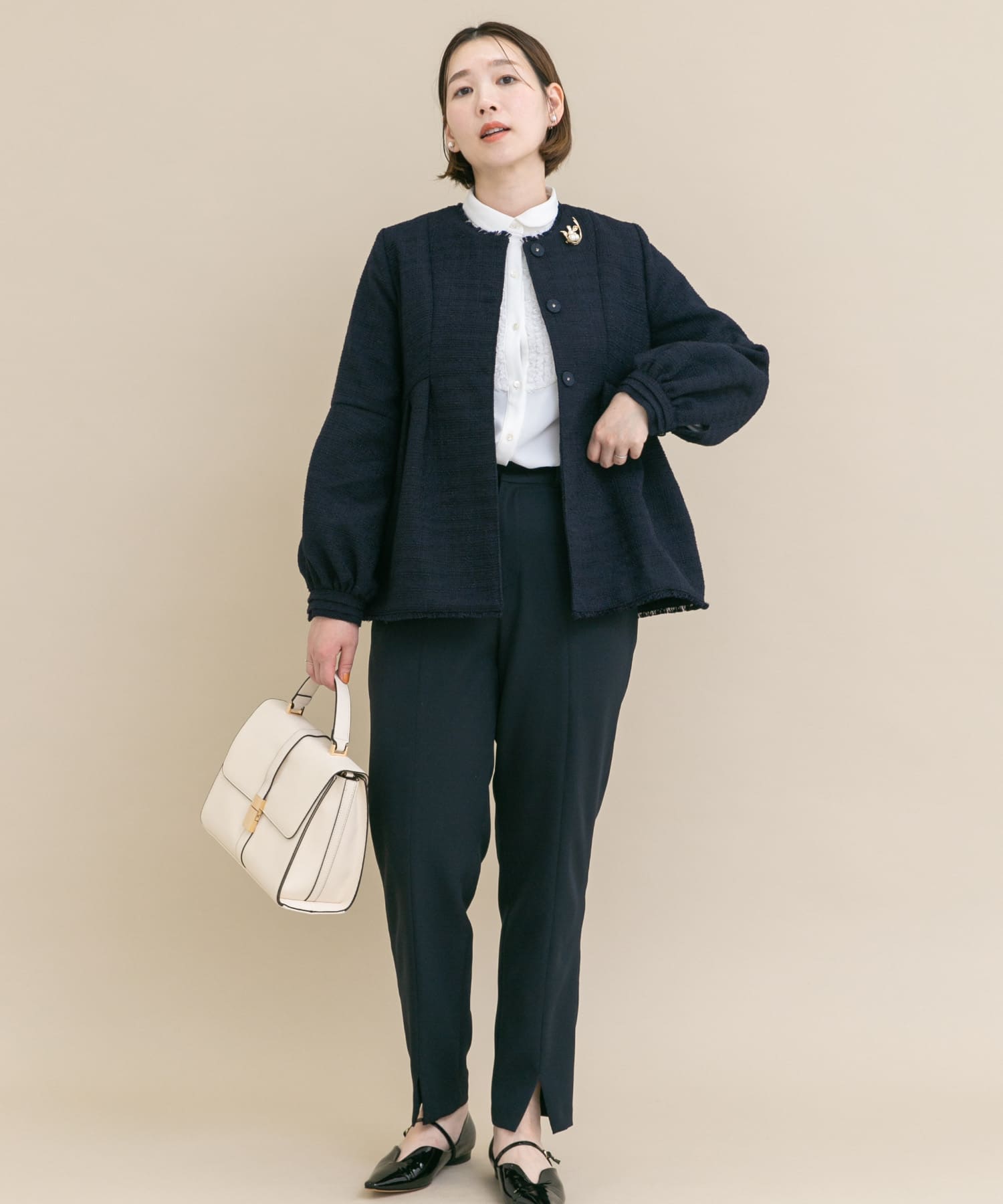 身長：164cm サイズ：38