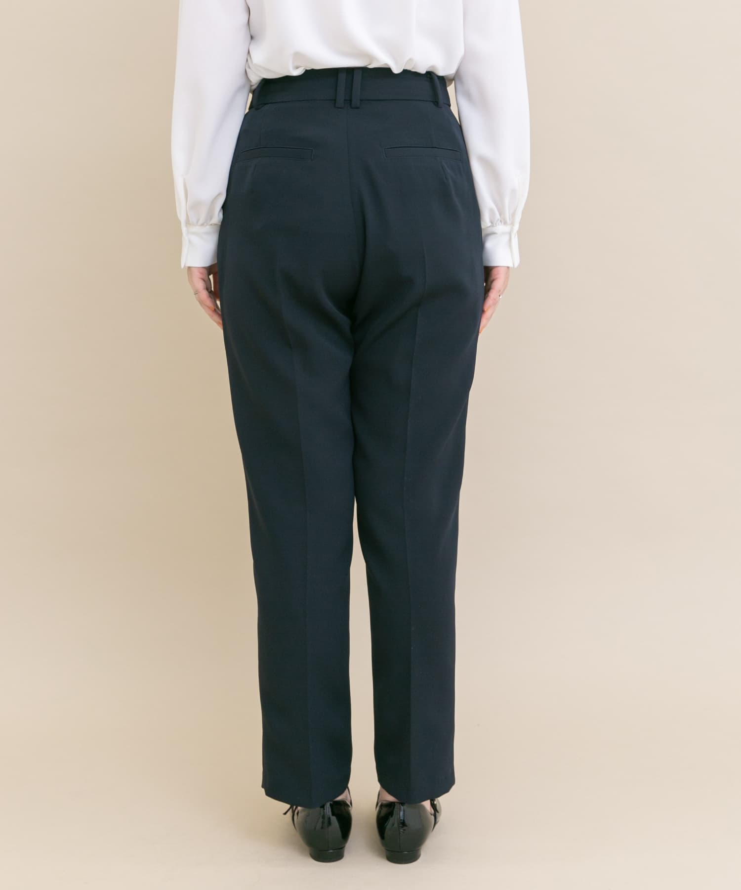 身長：164cm サイズ：38