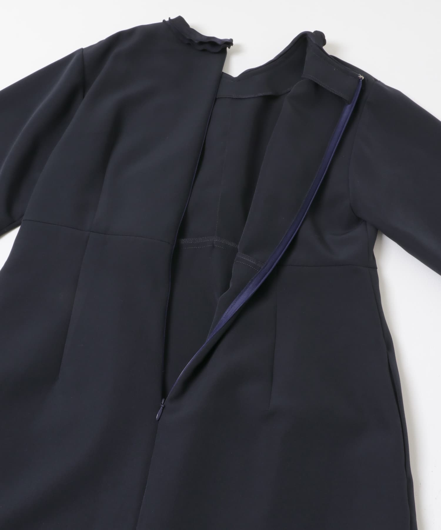 『WEB/一部店舗限定』フリルカラーウエストマークワンピース NAVY 36