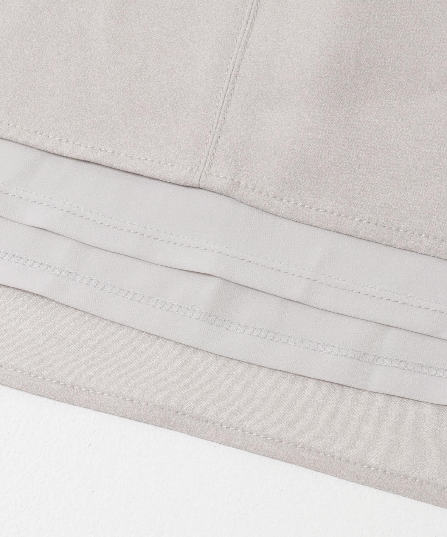 トリアセテート混Vネックワンピース L/BEIGE Free