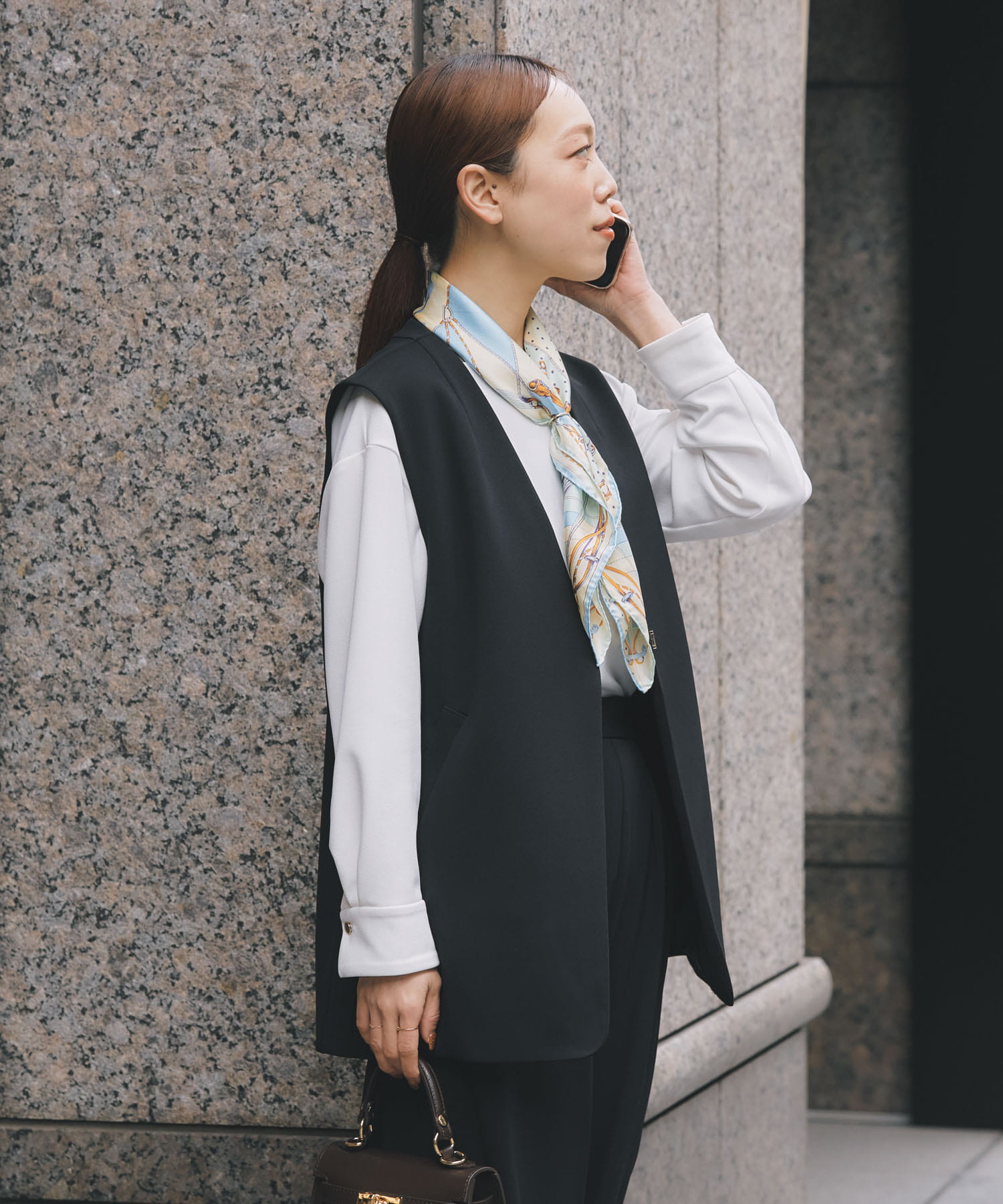 AMOMENTO SCOOP NECK TWO WAY VEST(0 BEIGE): トップス｜URBAN