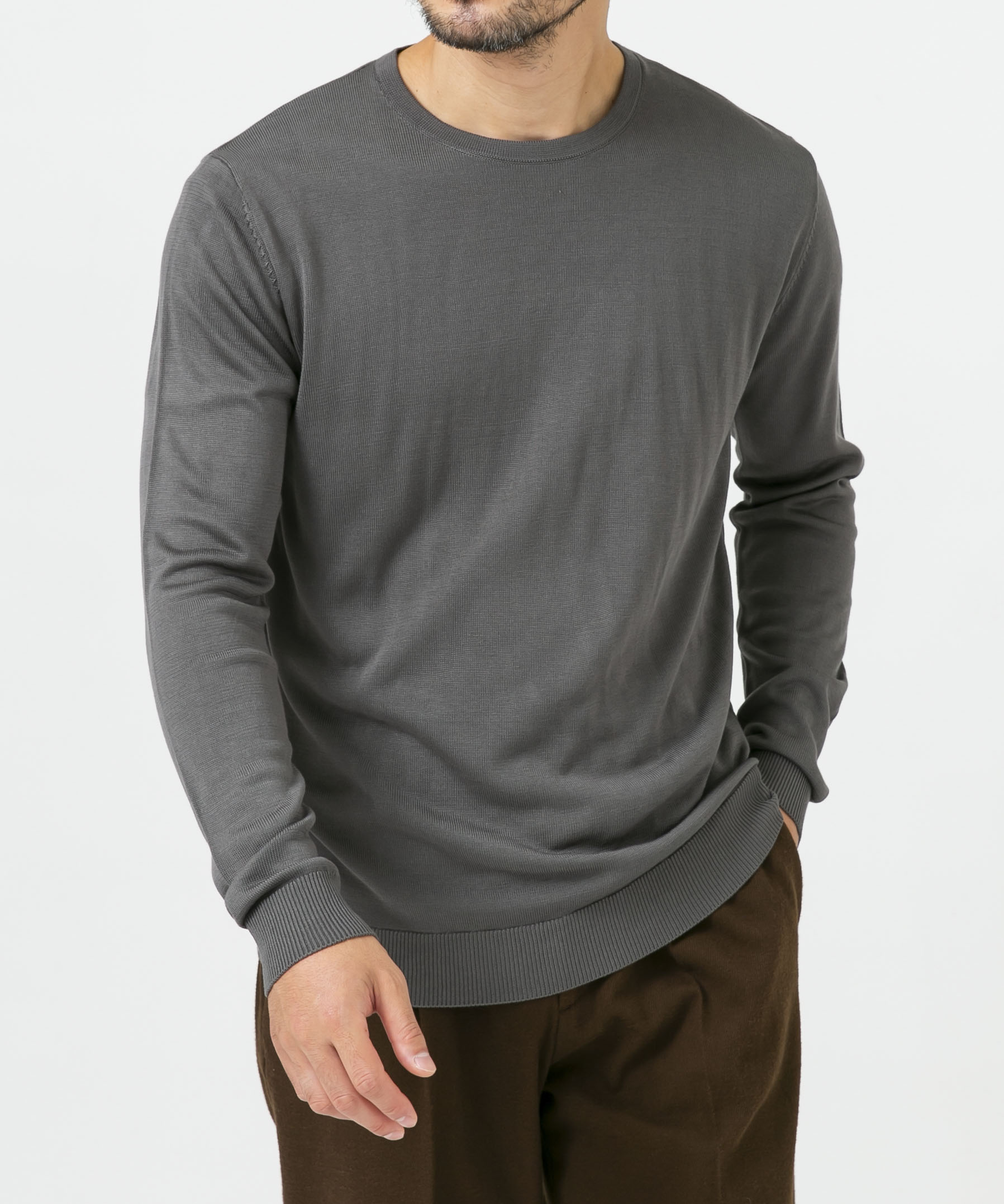 GRAY