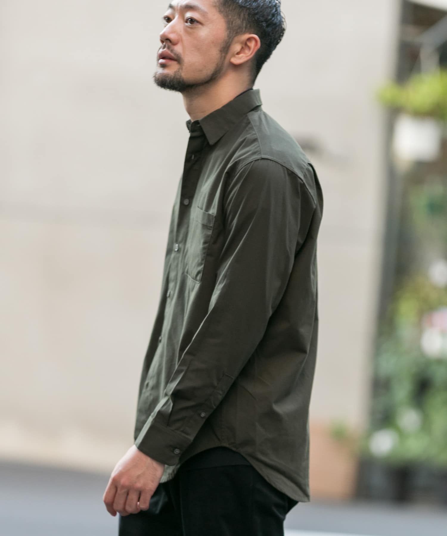 KHAKI