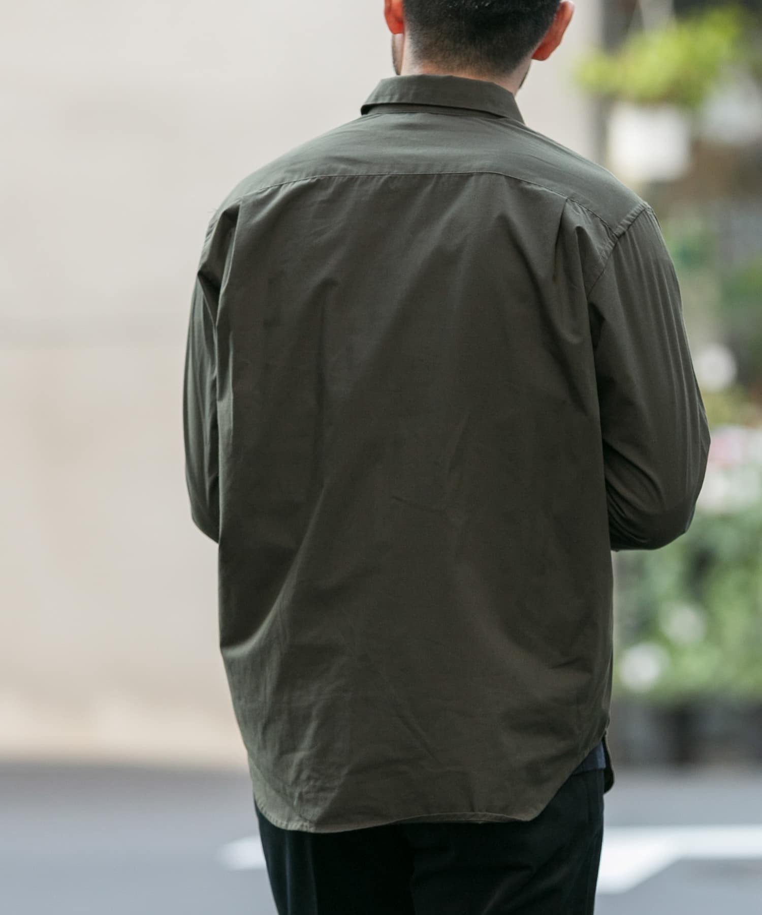 KHAKI