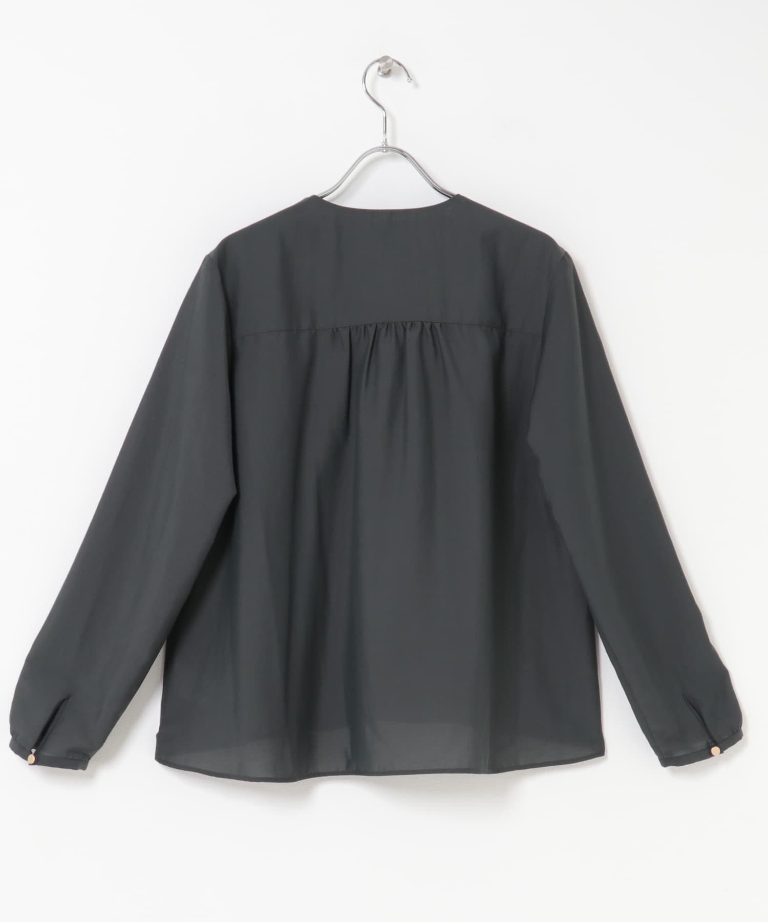 ウォッシャブルVネックフレアブラウス CHARCOAL FREE