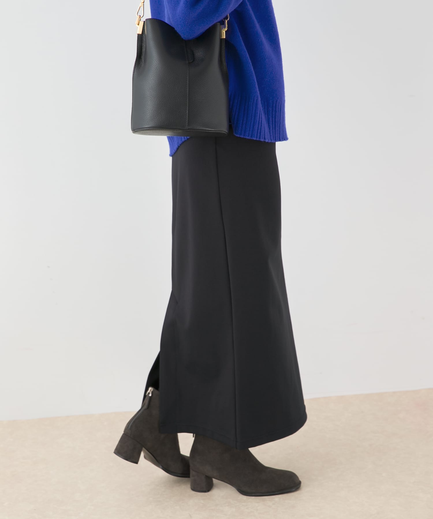 身長：166cm サイズ：38