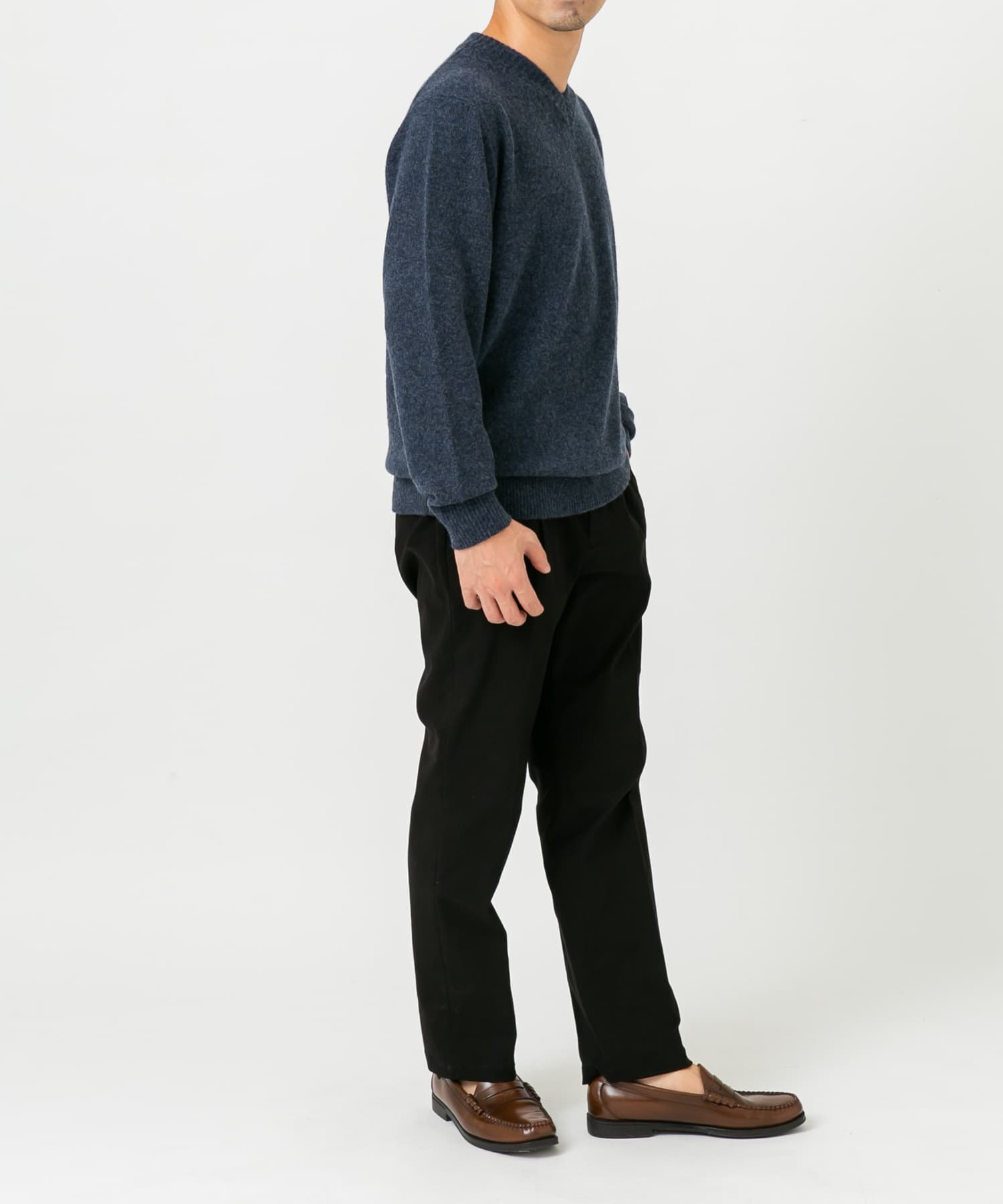 『XLサイズあり』ハミルトンラムズウールVネックニット NAVY S