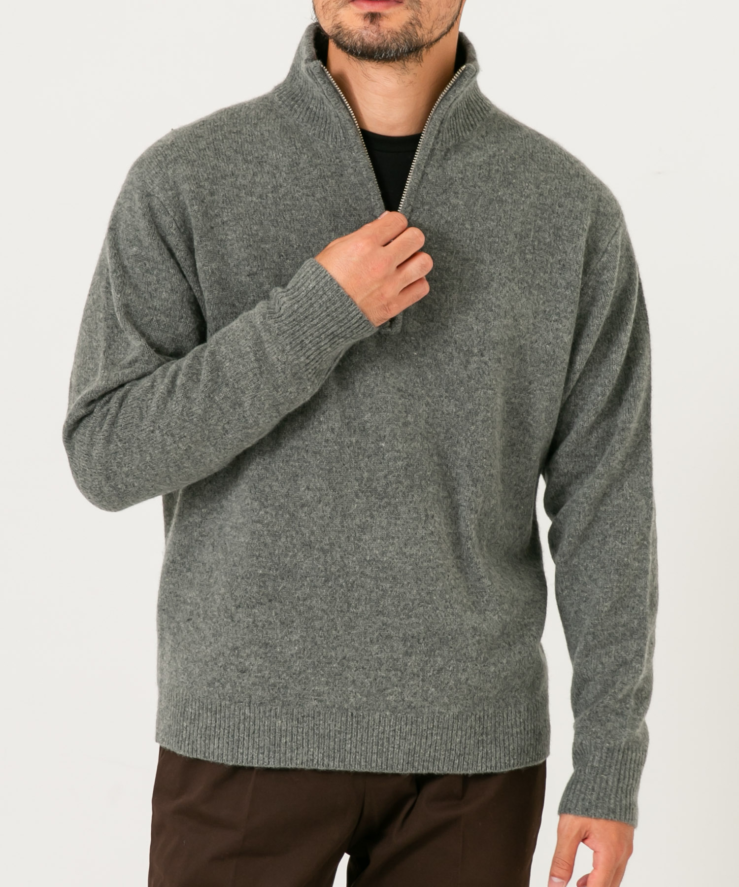 GRAY