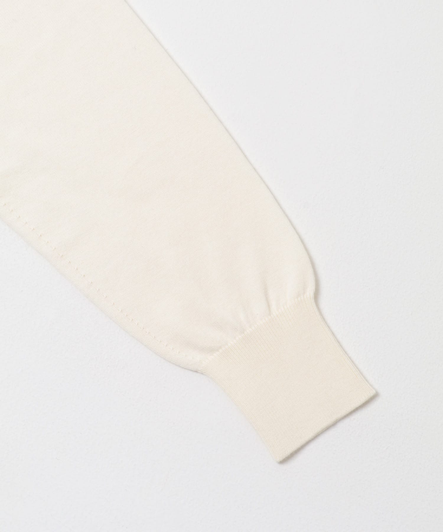 コットンカシミヤクルーネックニット IVORY M