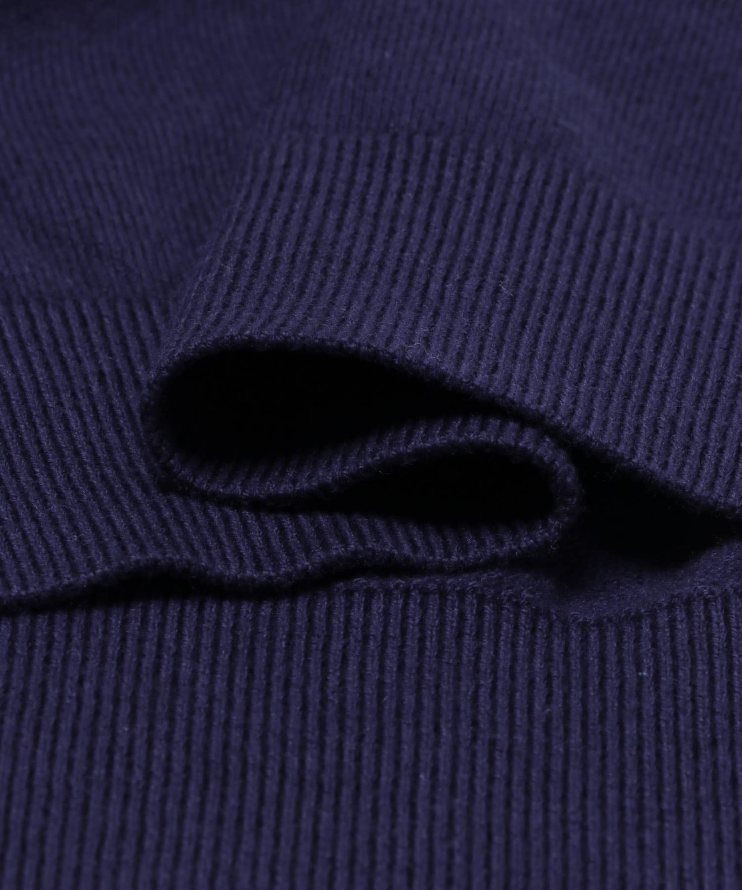 コットンカシミヤモックネックニット BLUE M