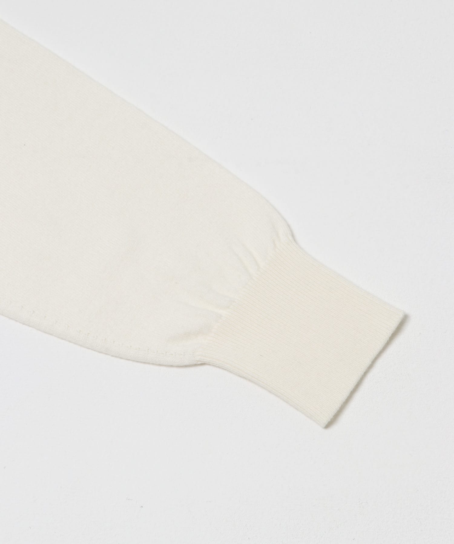 コットンカシミヤモックネックニット IVORY M