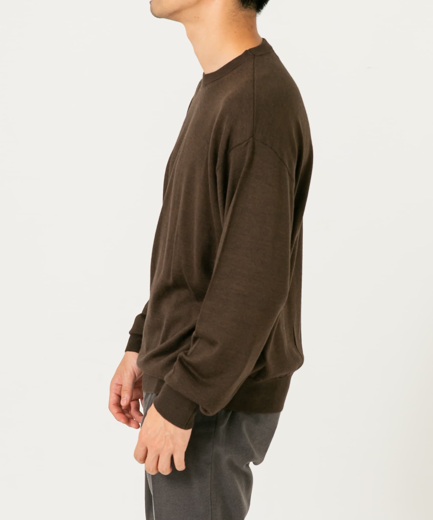 DARK BROWN