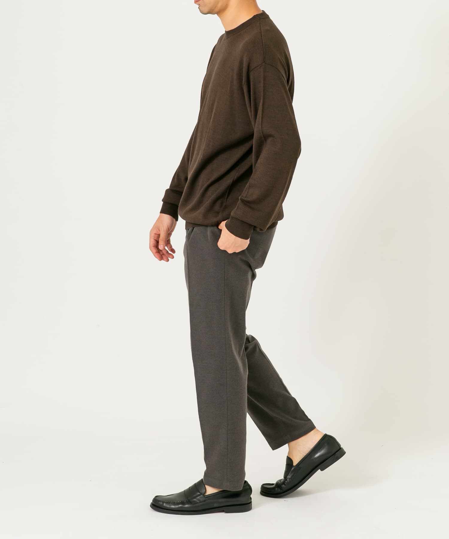 DARK BROWN