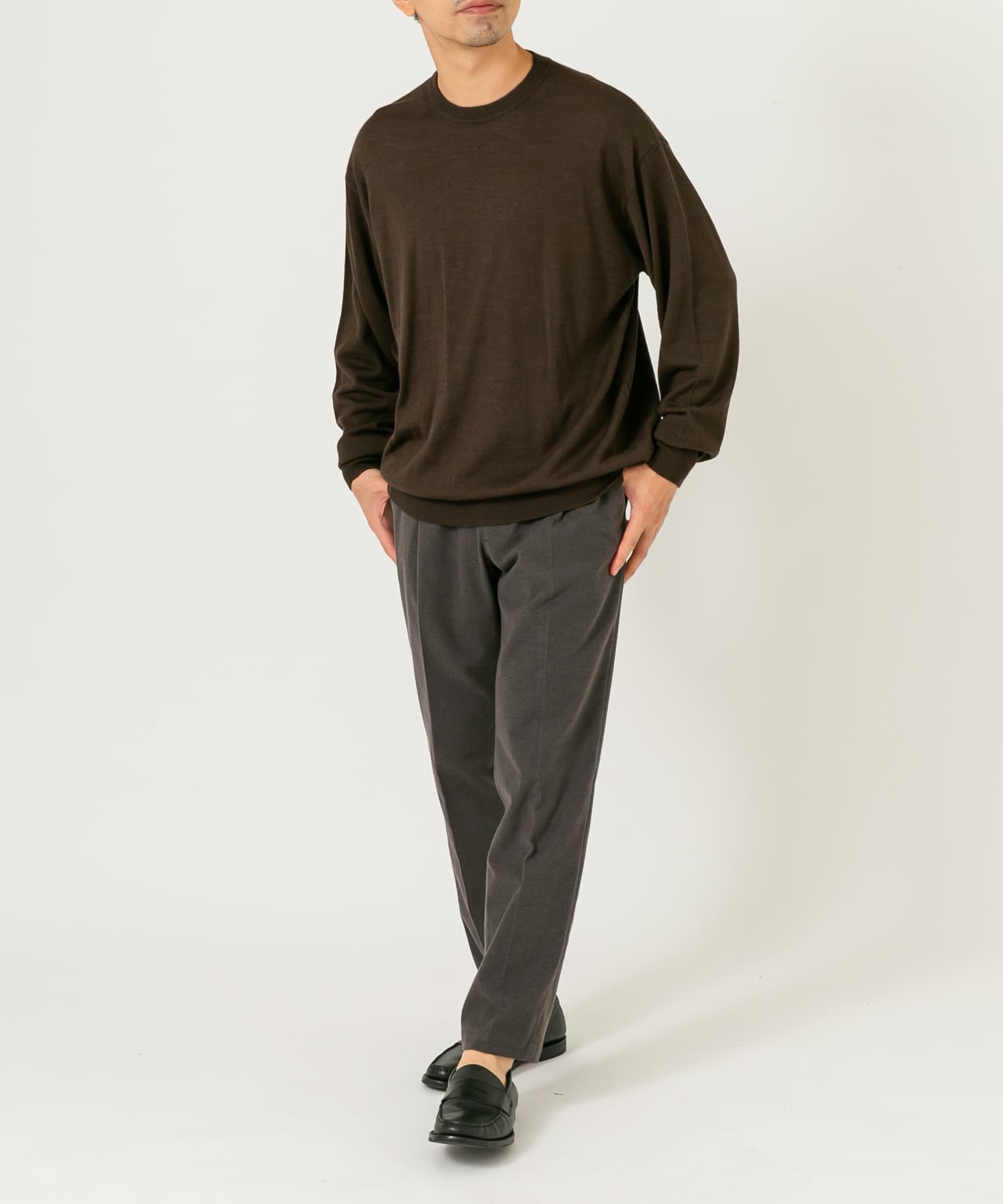 DARK BROWN