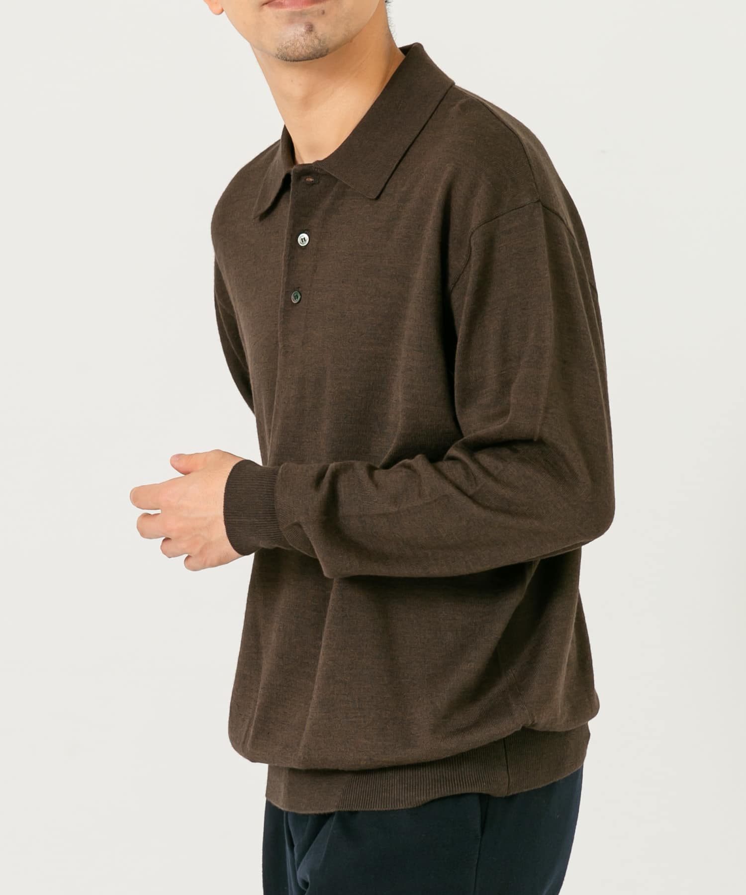 DARK BROWN