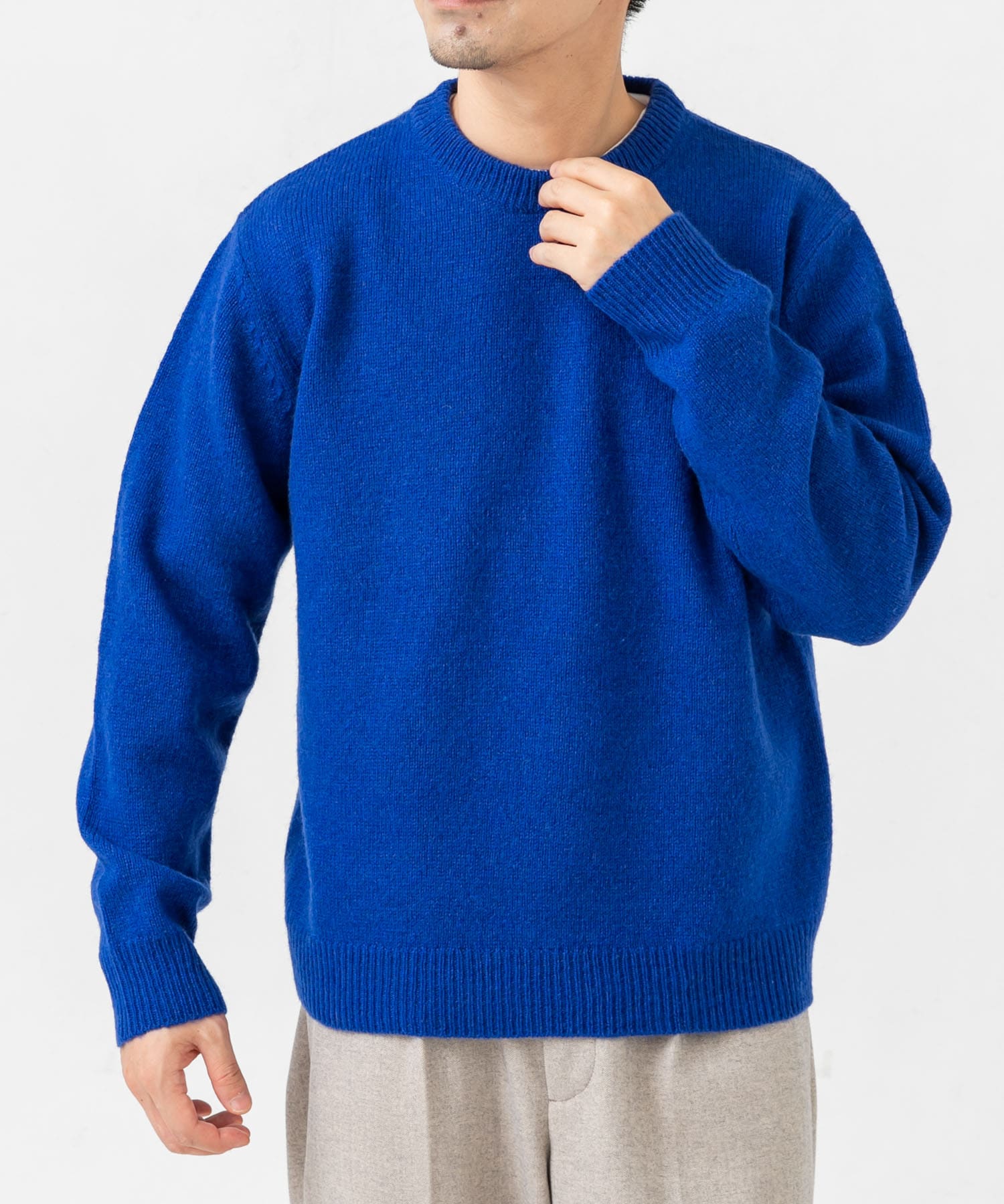 ROYAL BLUE