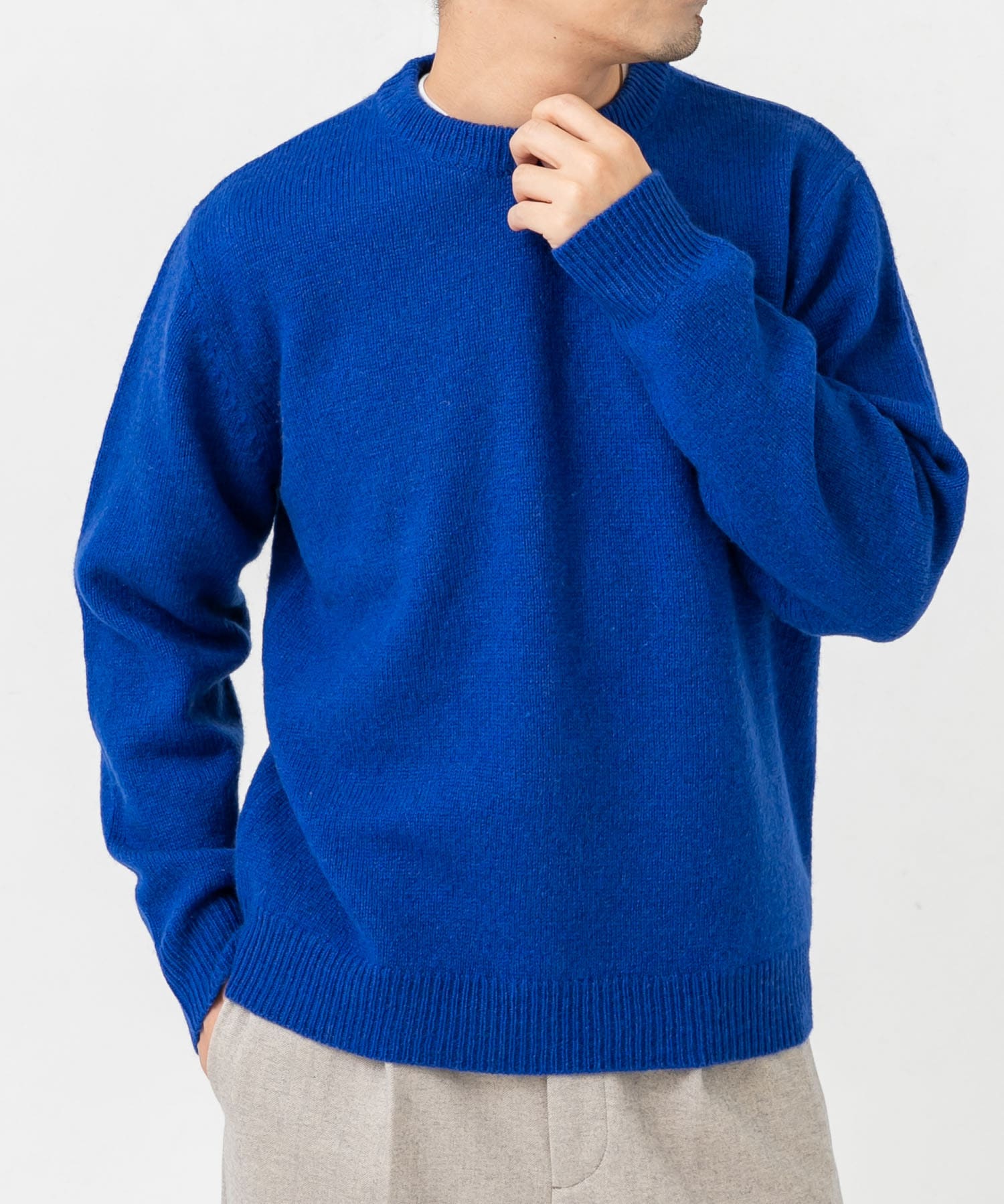ROYAL BLUE