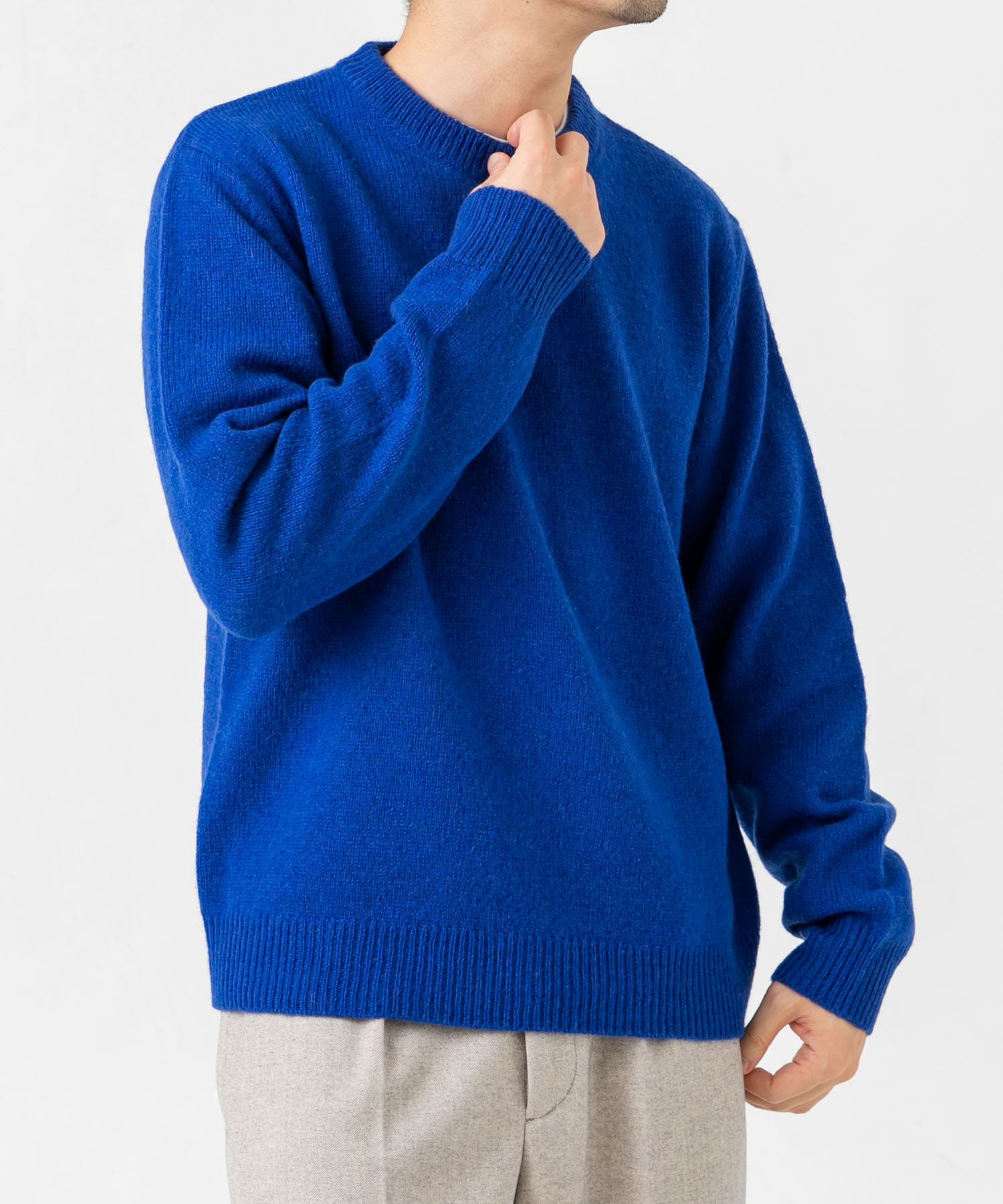 ROYAL BLUE