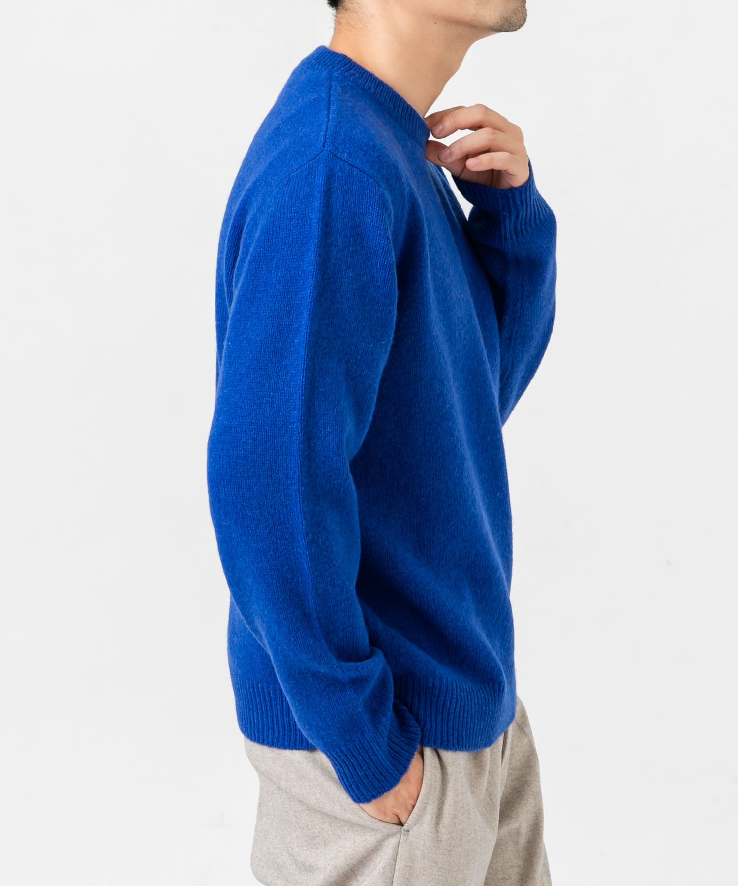 ROYAL BLUE