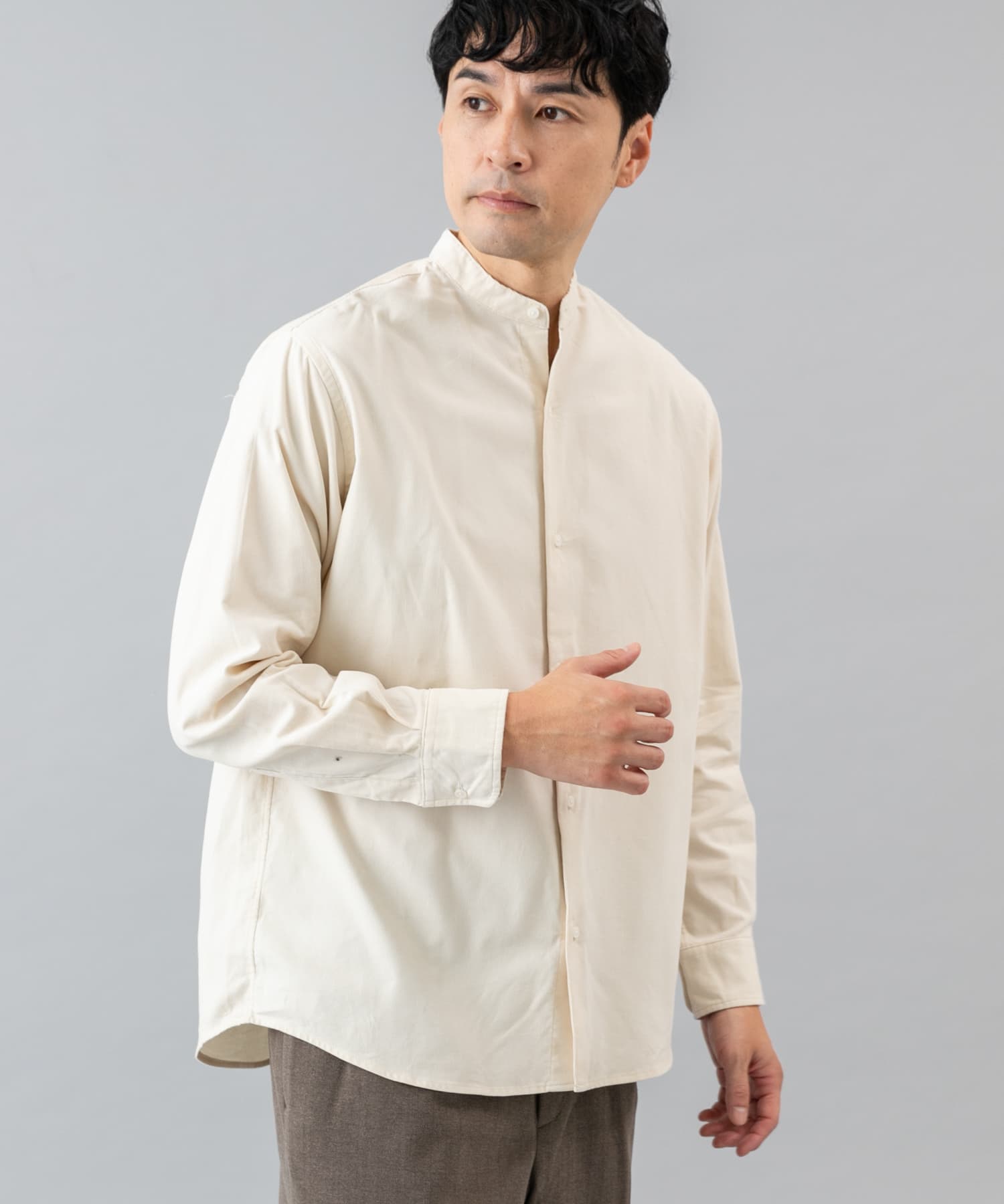 アーバンリラックスコーデュロイバンドシャツ IVORY M