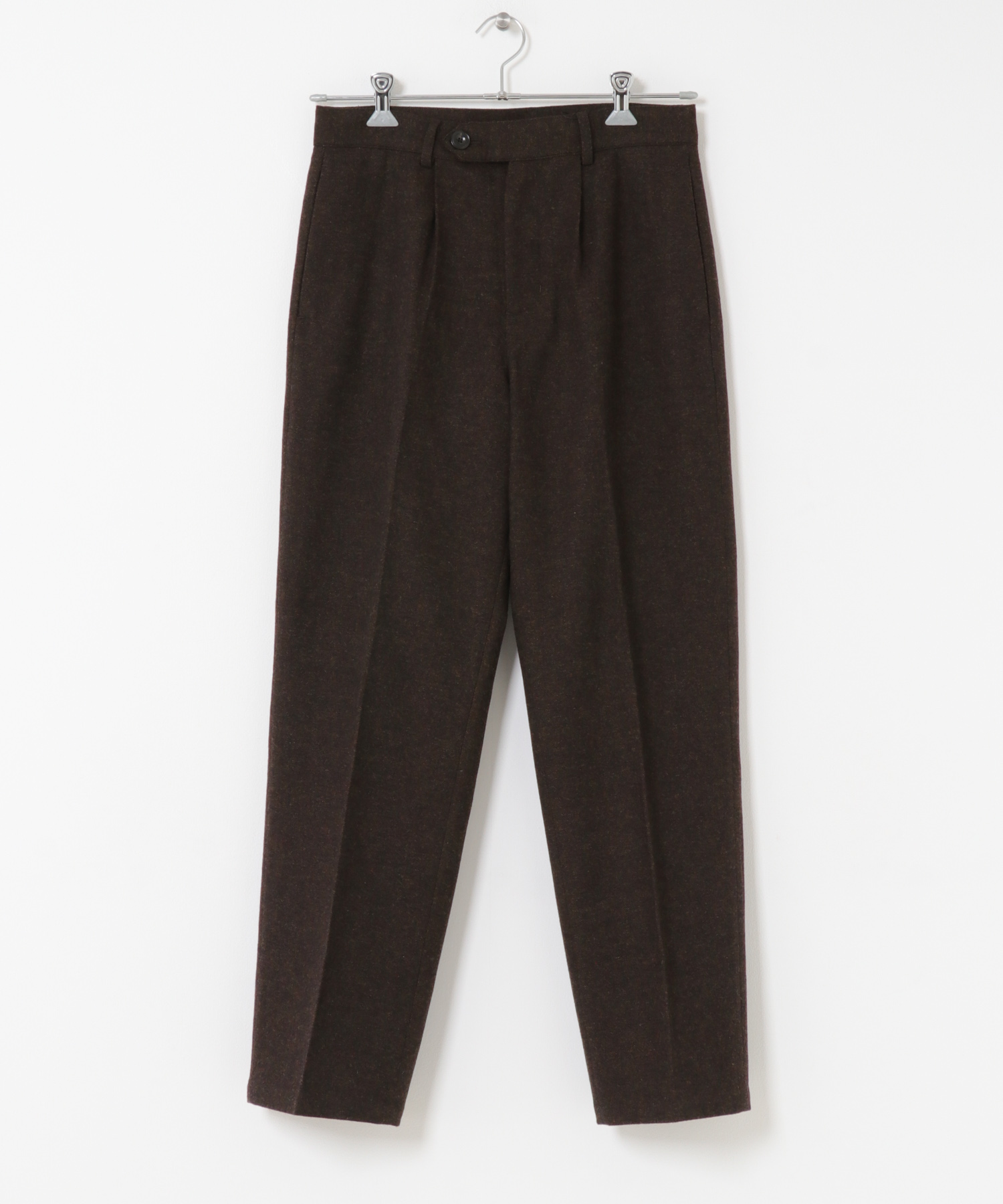 DARK BROWN