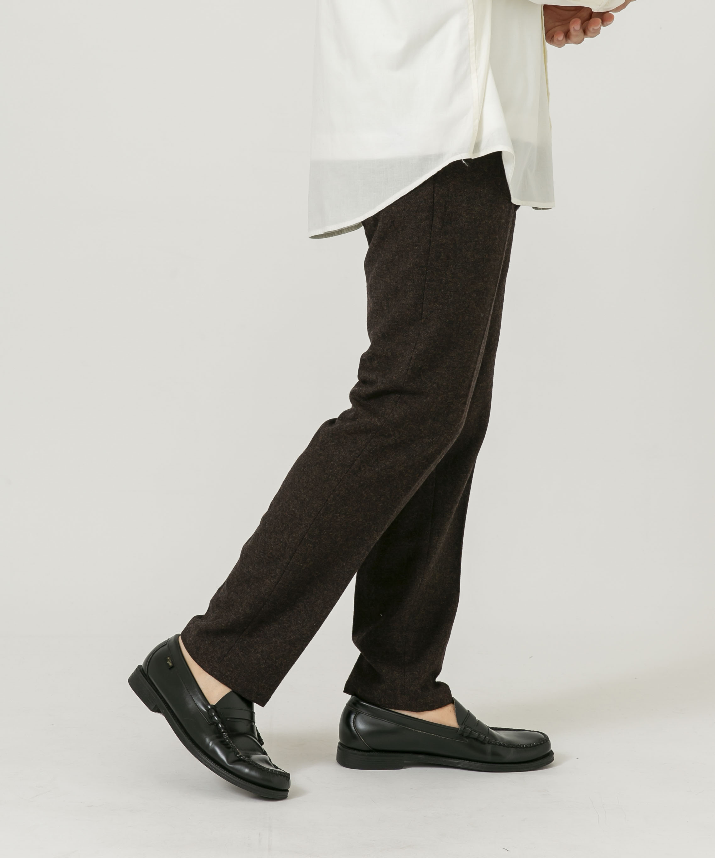 DARK BROWN