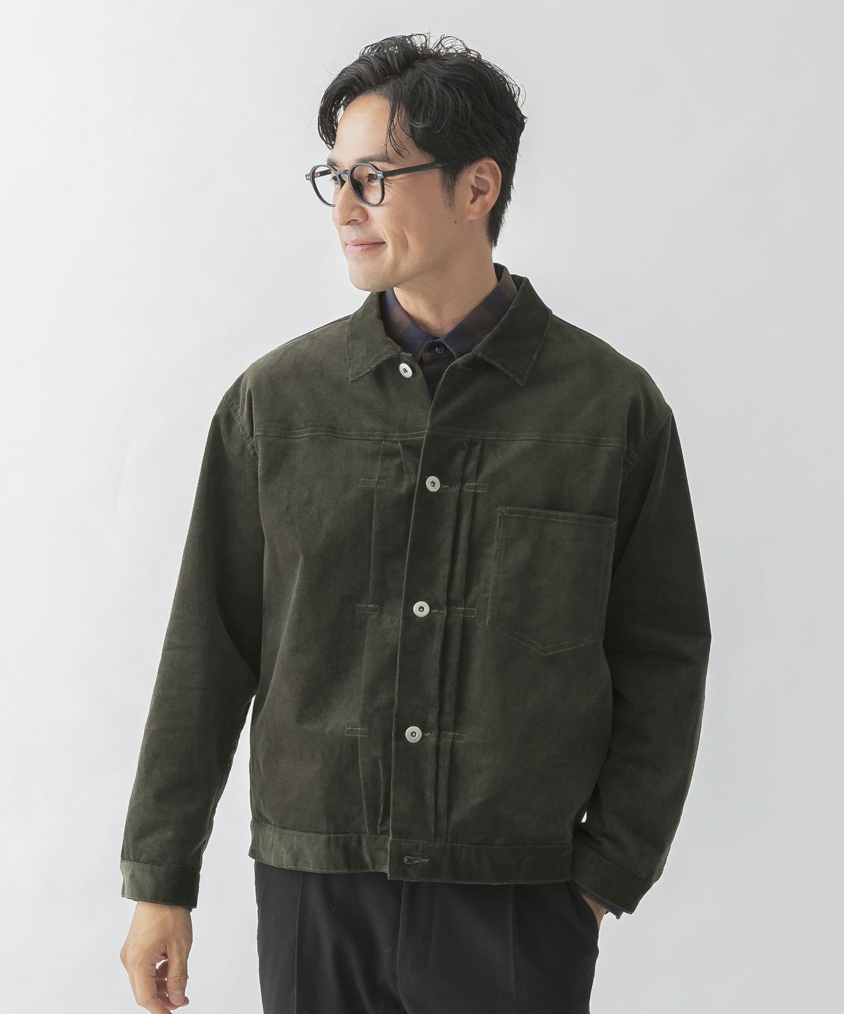 KHAKI