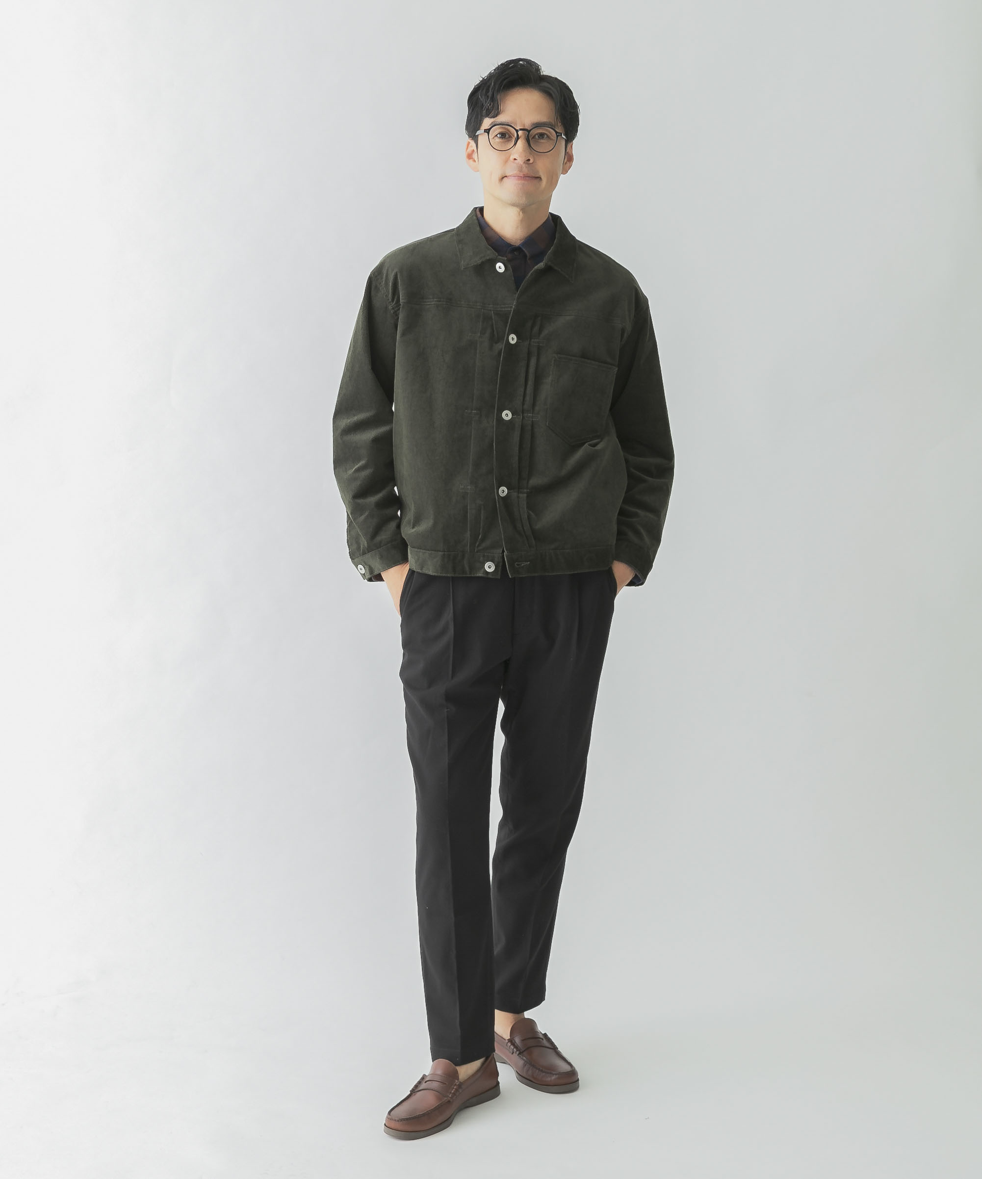 KHAKI