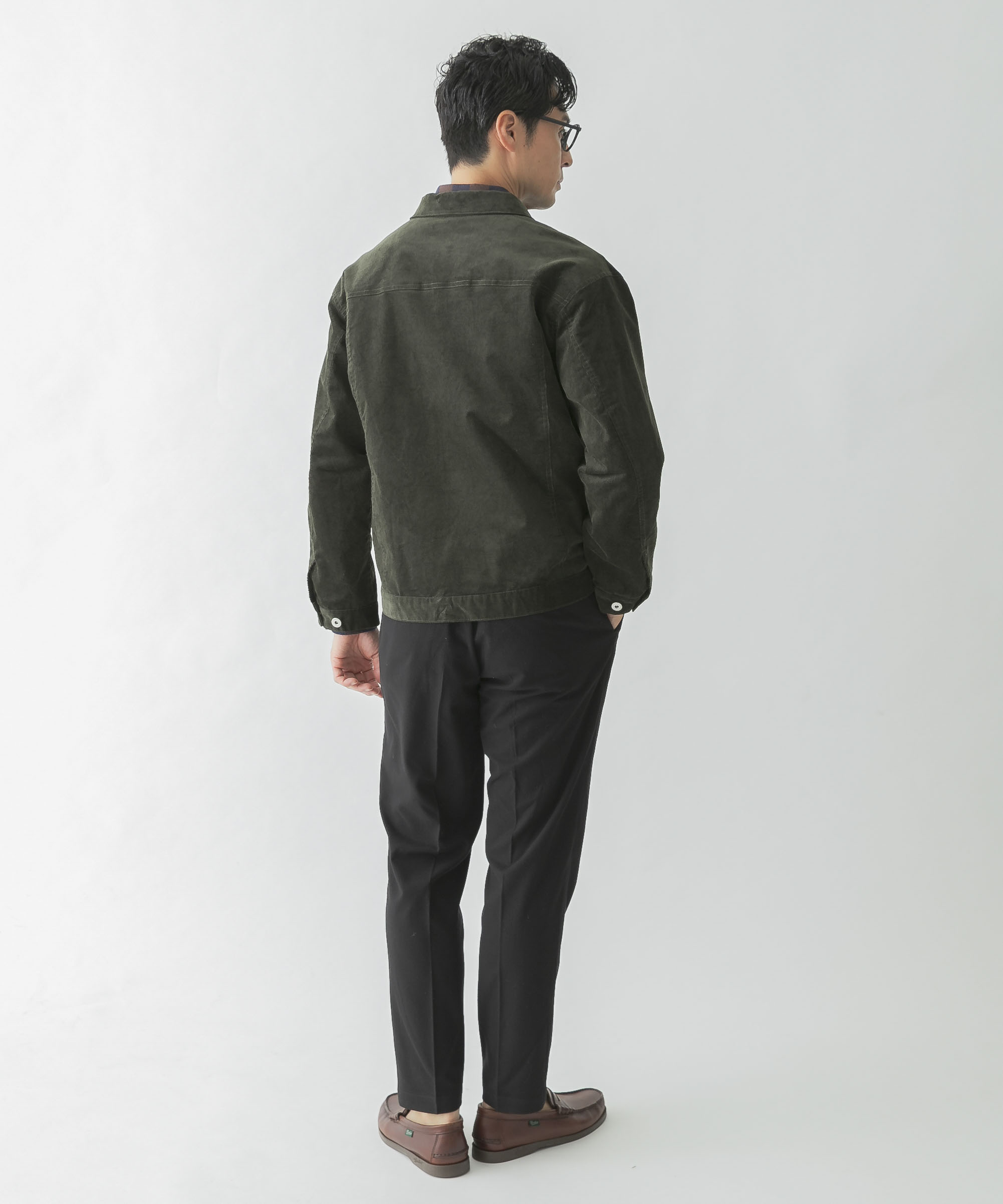 KHAKI