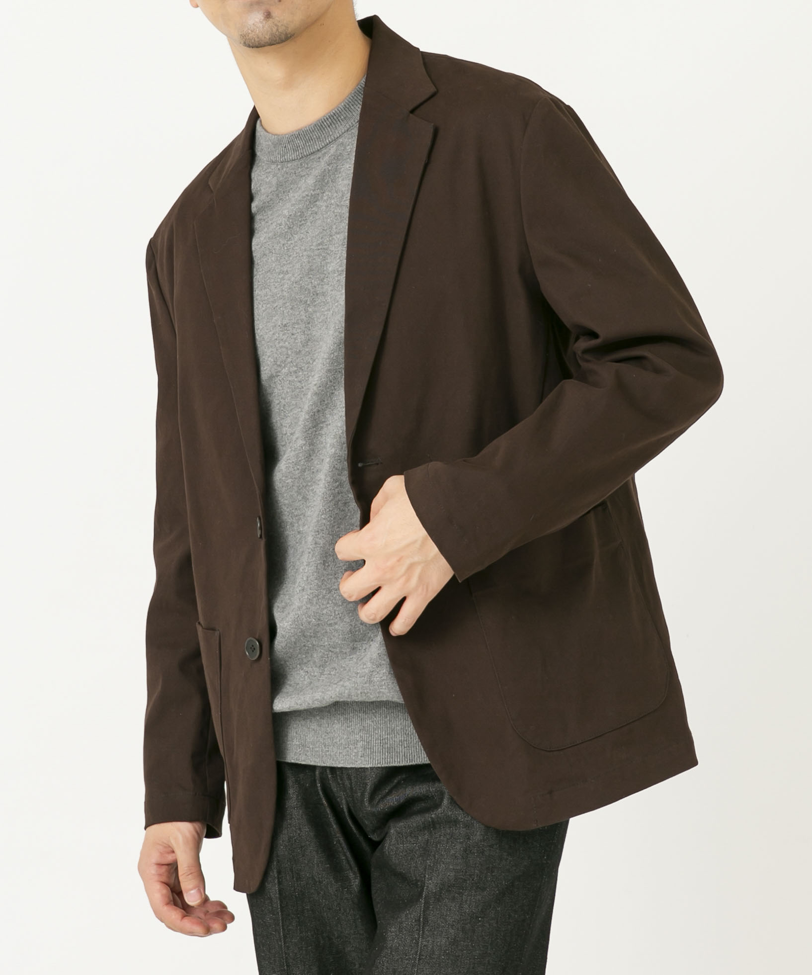 DARK BROWN