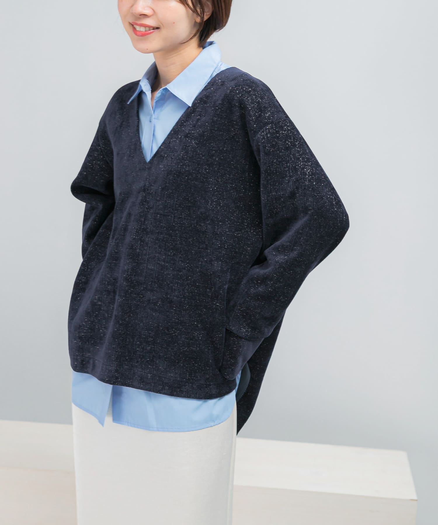 Vネックモールラメプルオーバー