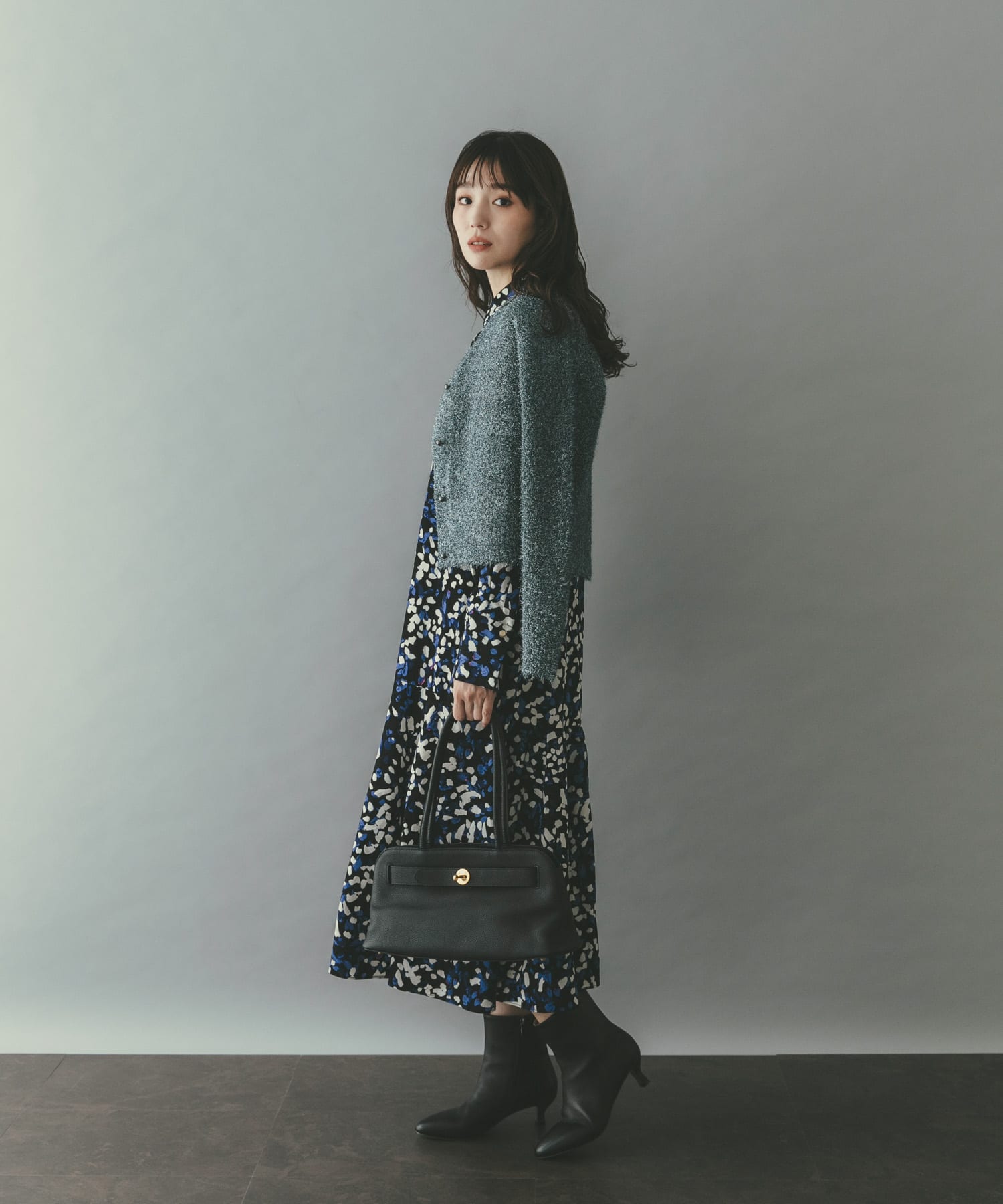 BLUE GRAY