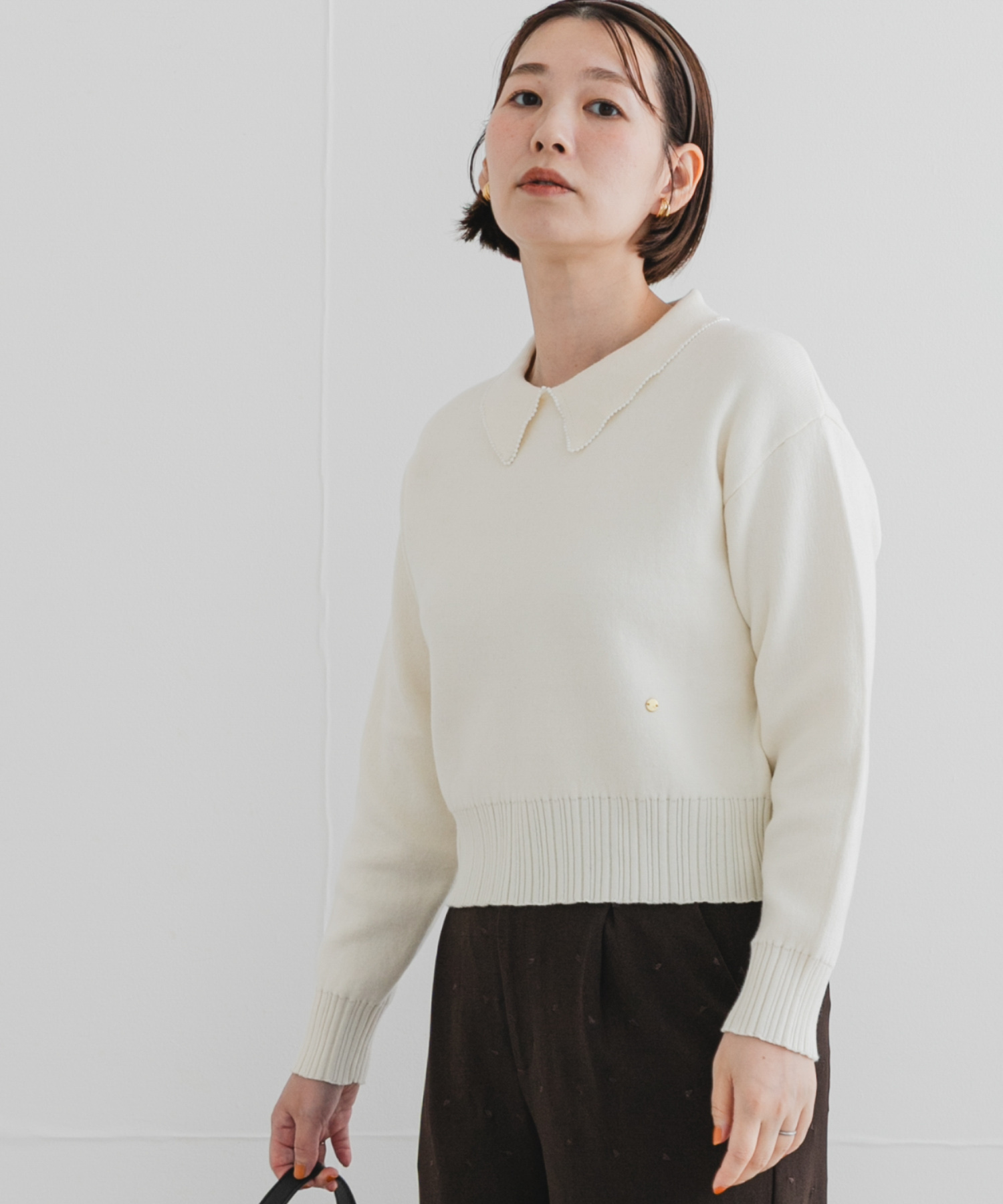 OFF WHITE