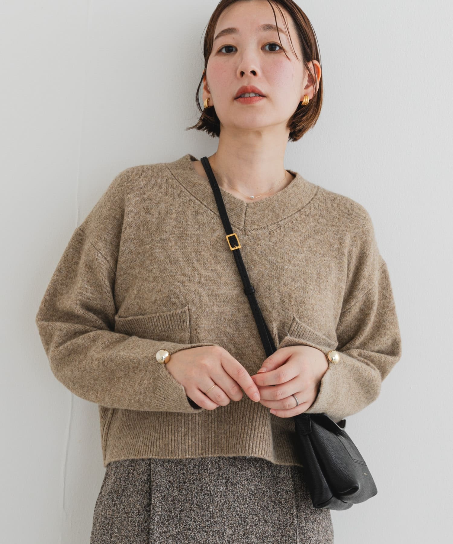 F by ROSSO Vネック釦デザインニット(Free BROWN): トップス｜URBAN